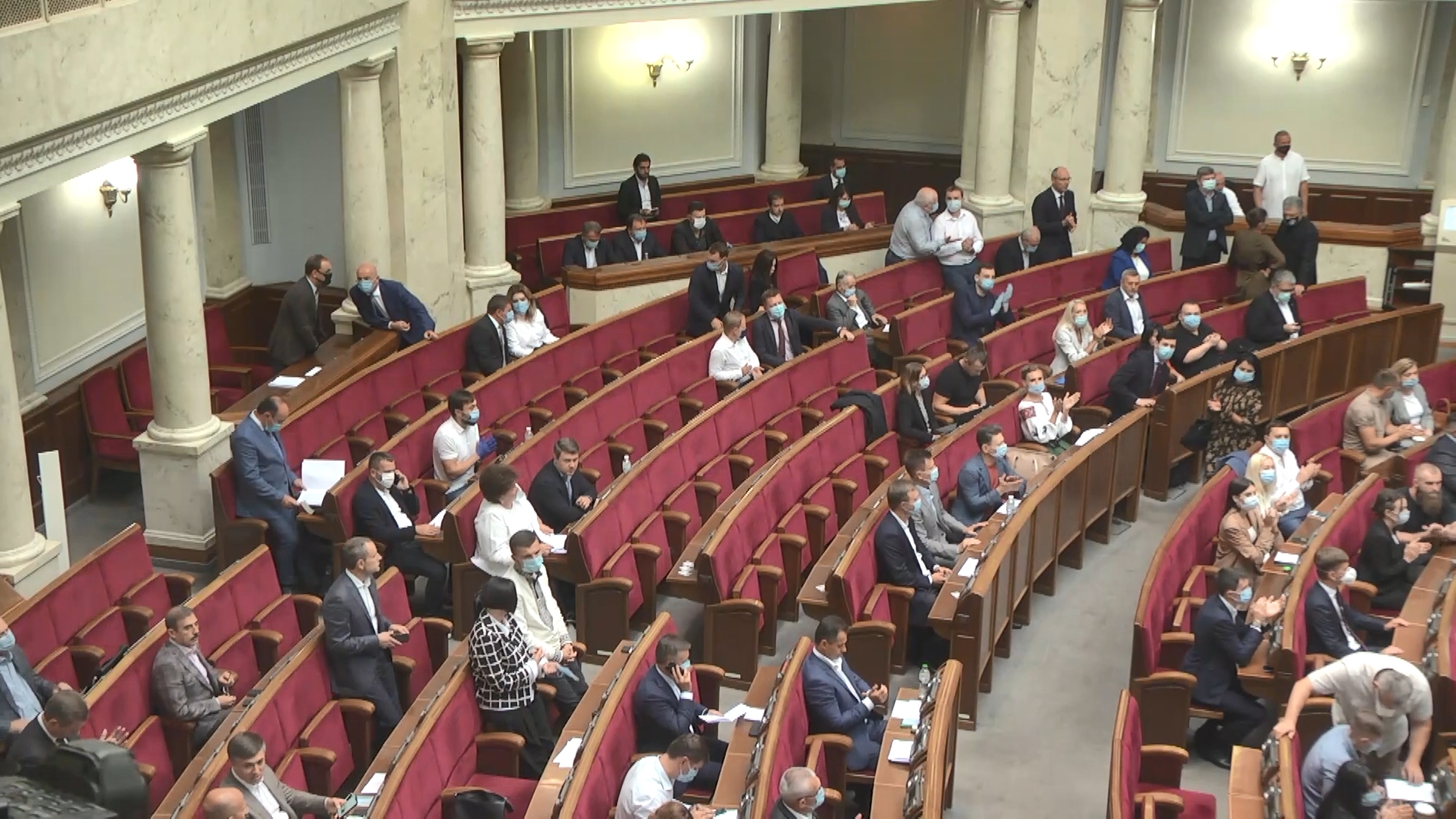 парламент України
