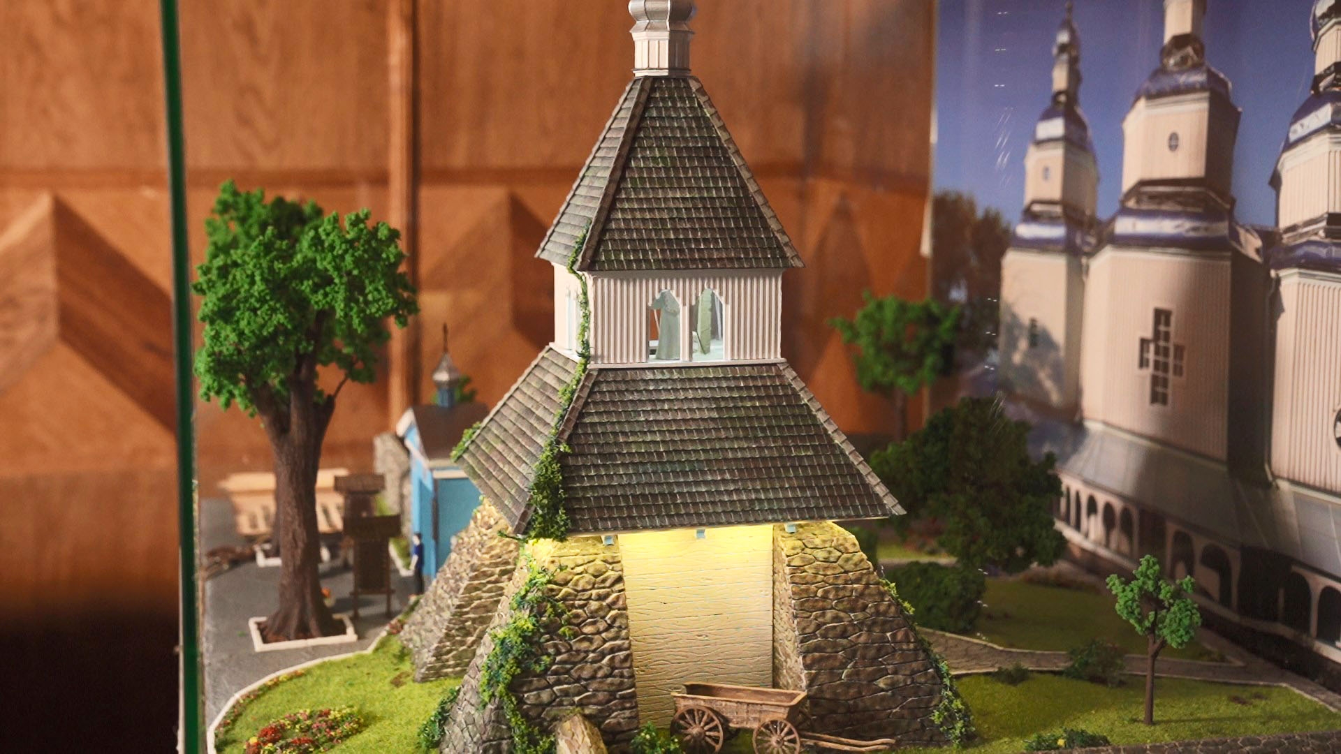 Церква Святого Миколая у Вінниці у мініатюрі (макет)