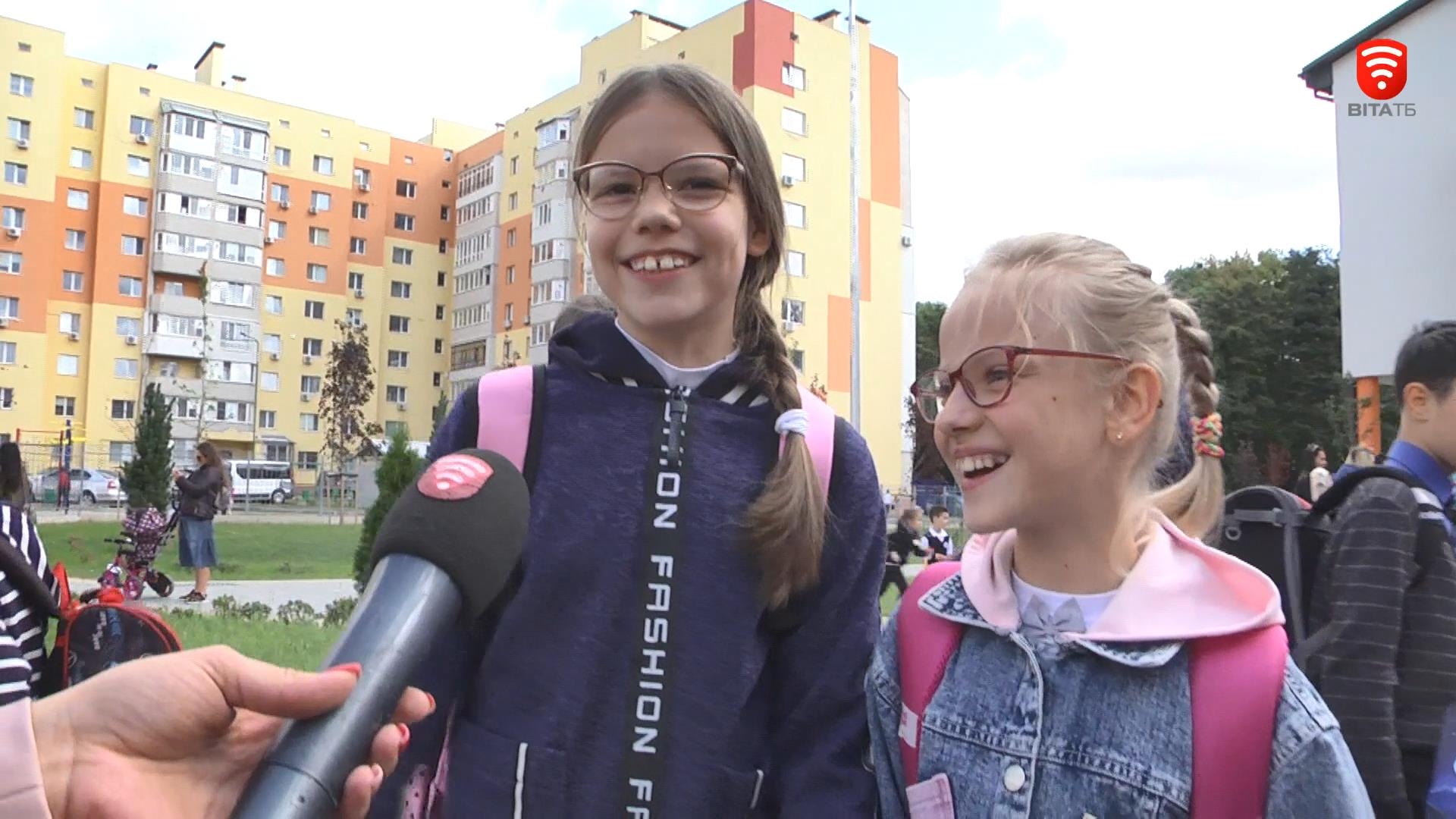 Вона дуже крута і дуже-дуже гарна, — кажуть дітки про нову школу на Поділлі у Вінниці