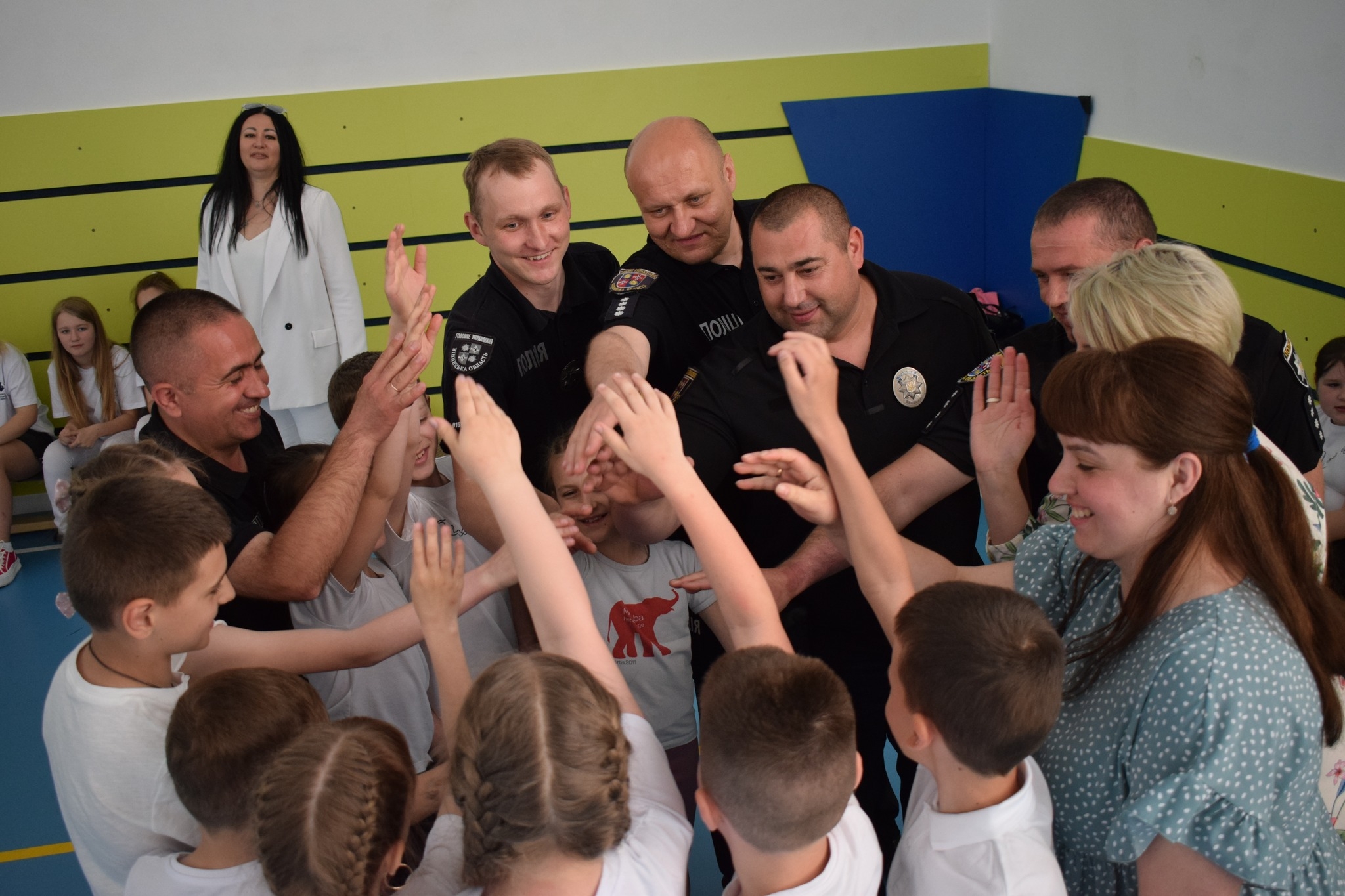 Поліцейські на Жмеринщині разом з дітлахами взяли участь у змаганнях