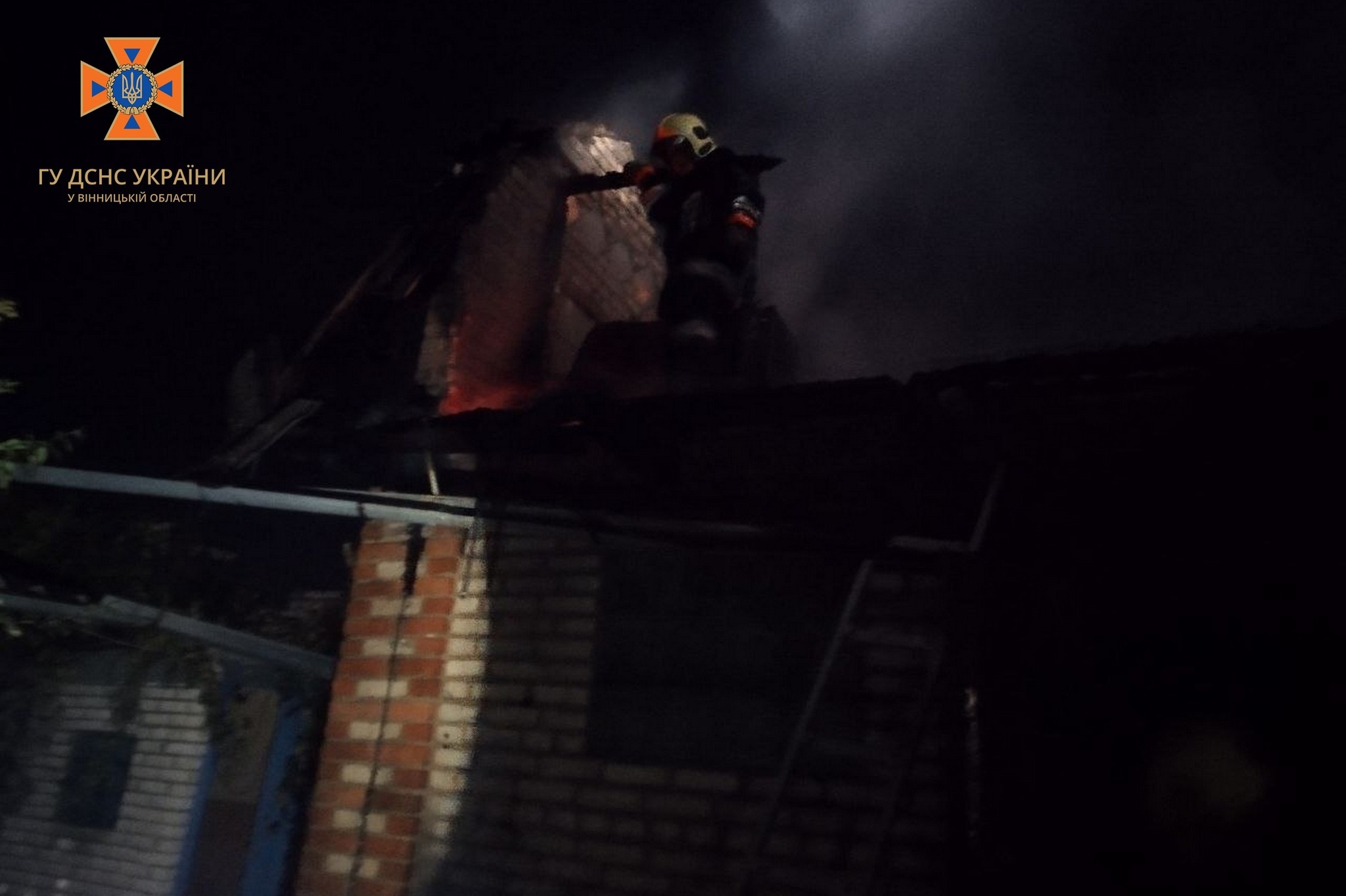 Горів кіоск, лазня та котельня - на Вінниччині за добу сталося 12 пожеж
