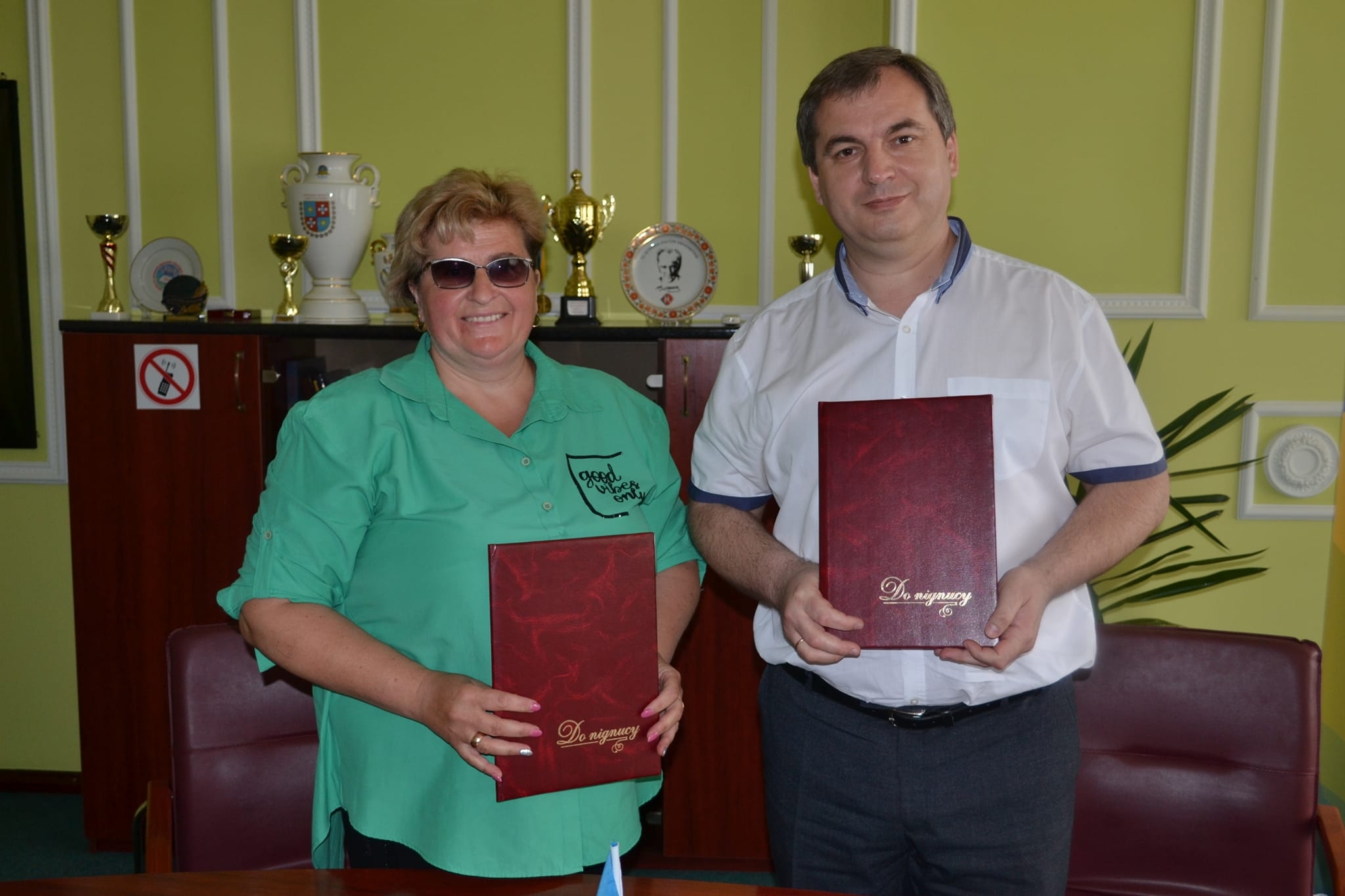Мізяківсько-Хутірський ліцей підписав угоду про співпрацю з педуніверситетом