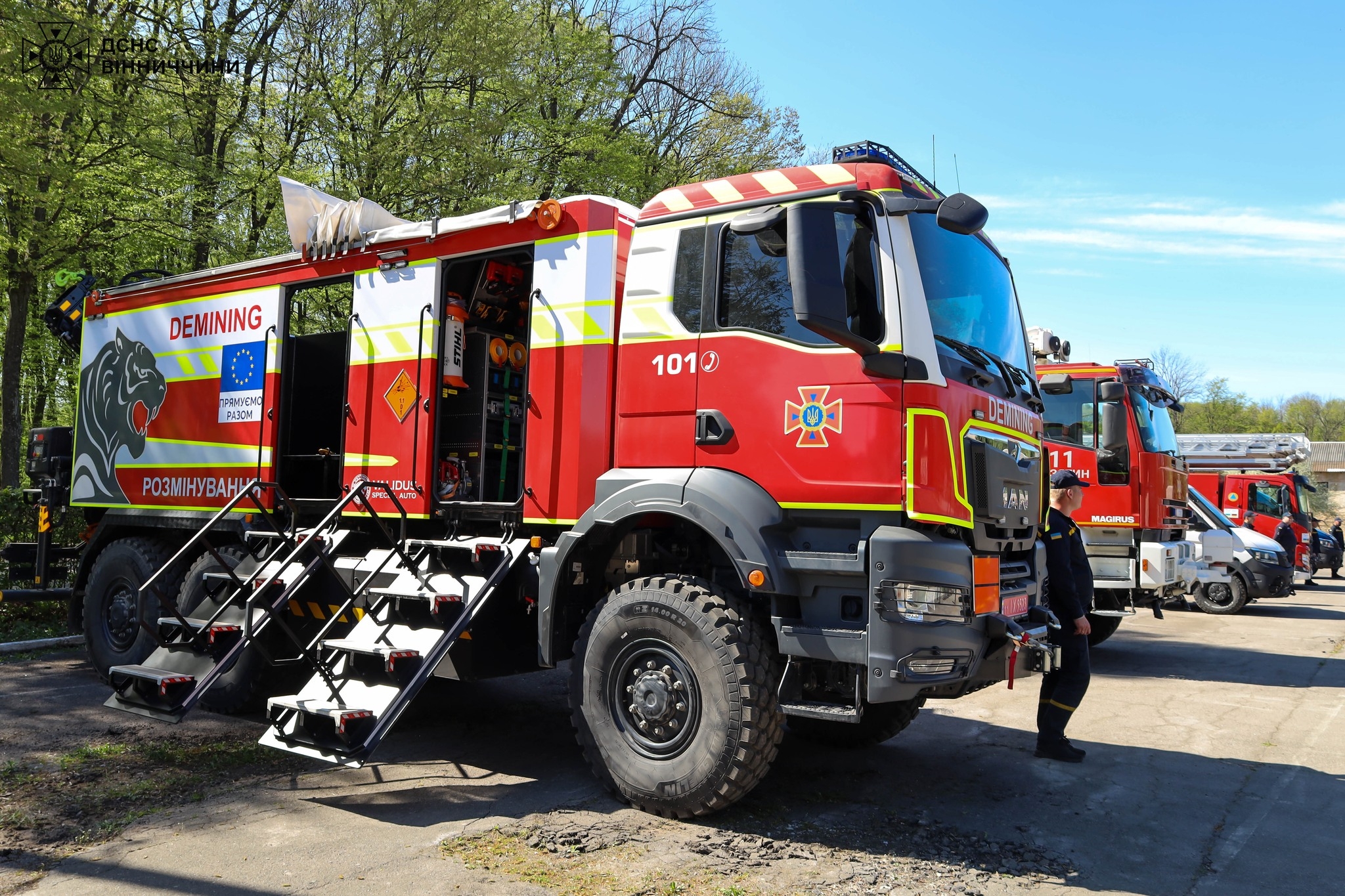 овими сучасними спецавтівками поповнився автопарк рятувальників Вінниччини