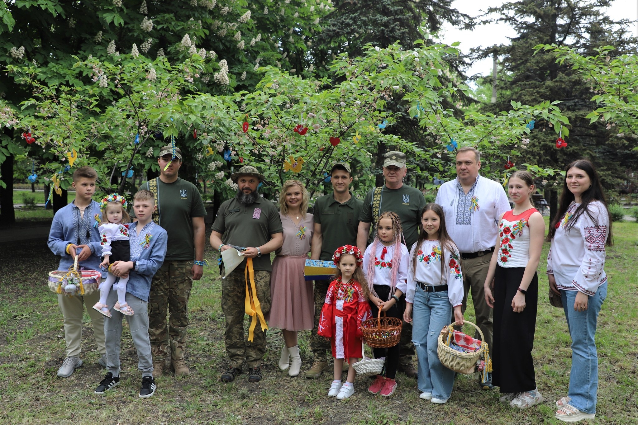 Вінницькі військові на Донеччині долучились до акції «Браслет єдності»