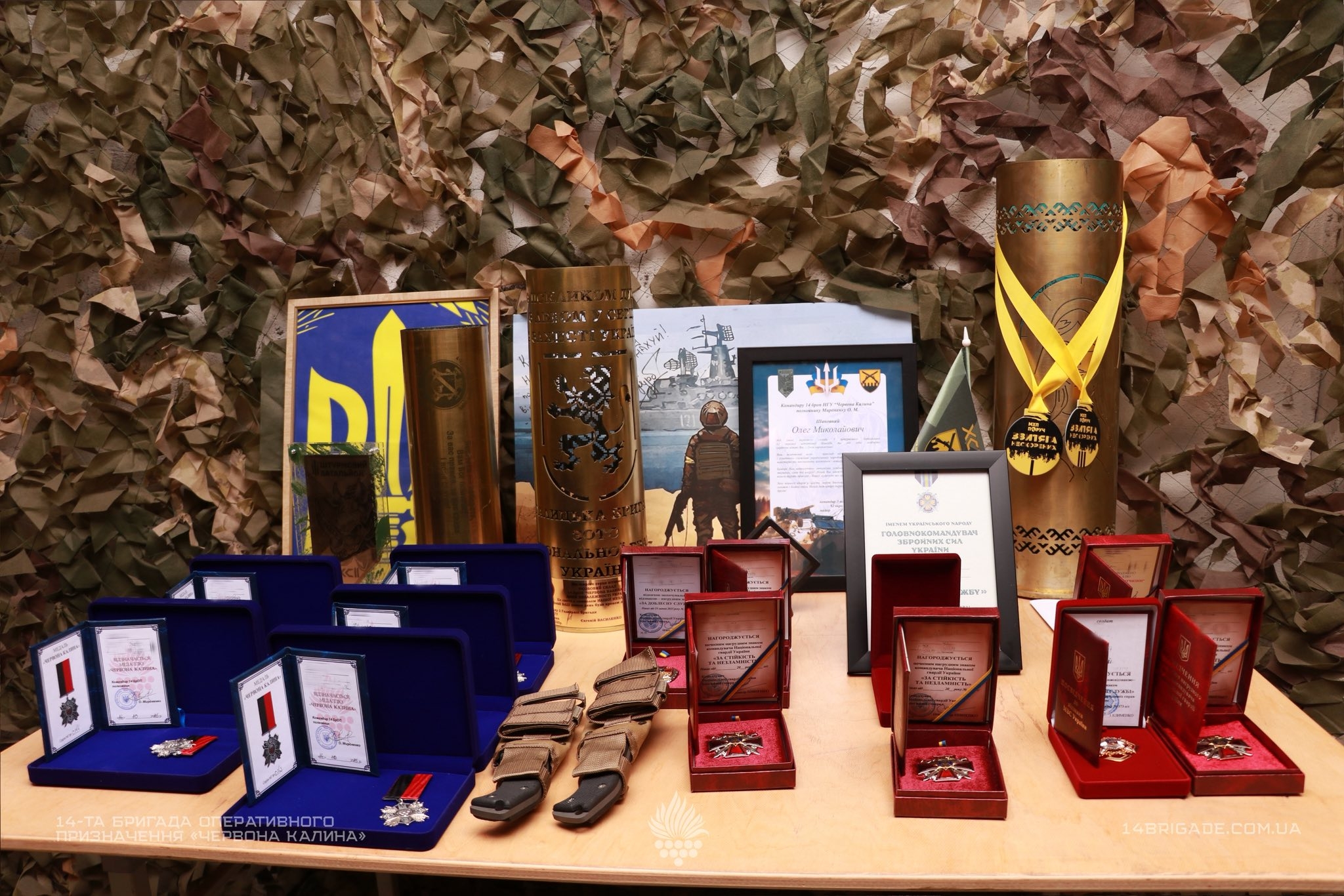Бійці вінницької бригади отримали нагороди та відзнаки з нагоди Дня автомобіліста та дорожника