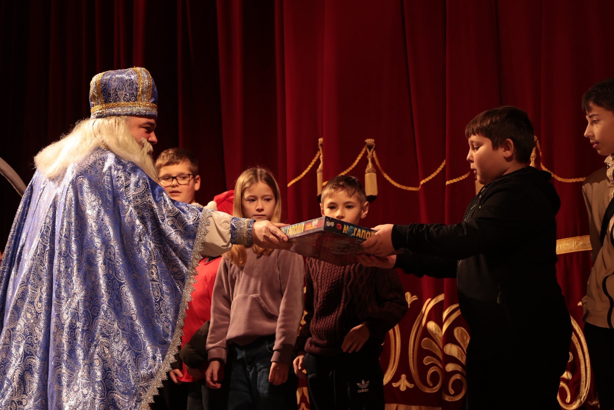 Напередодні новорічних свят для юних вінничан організували свято