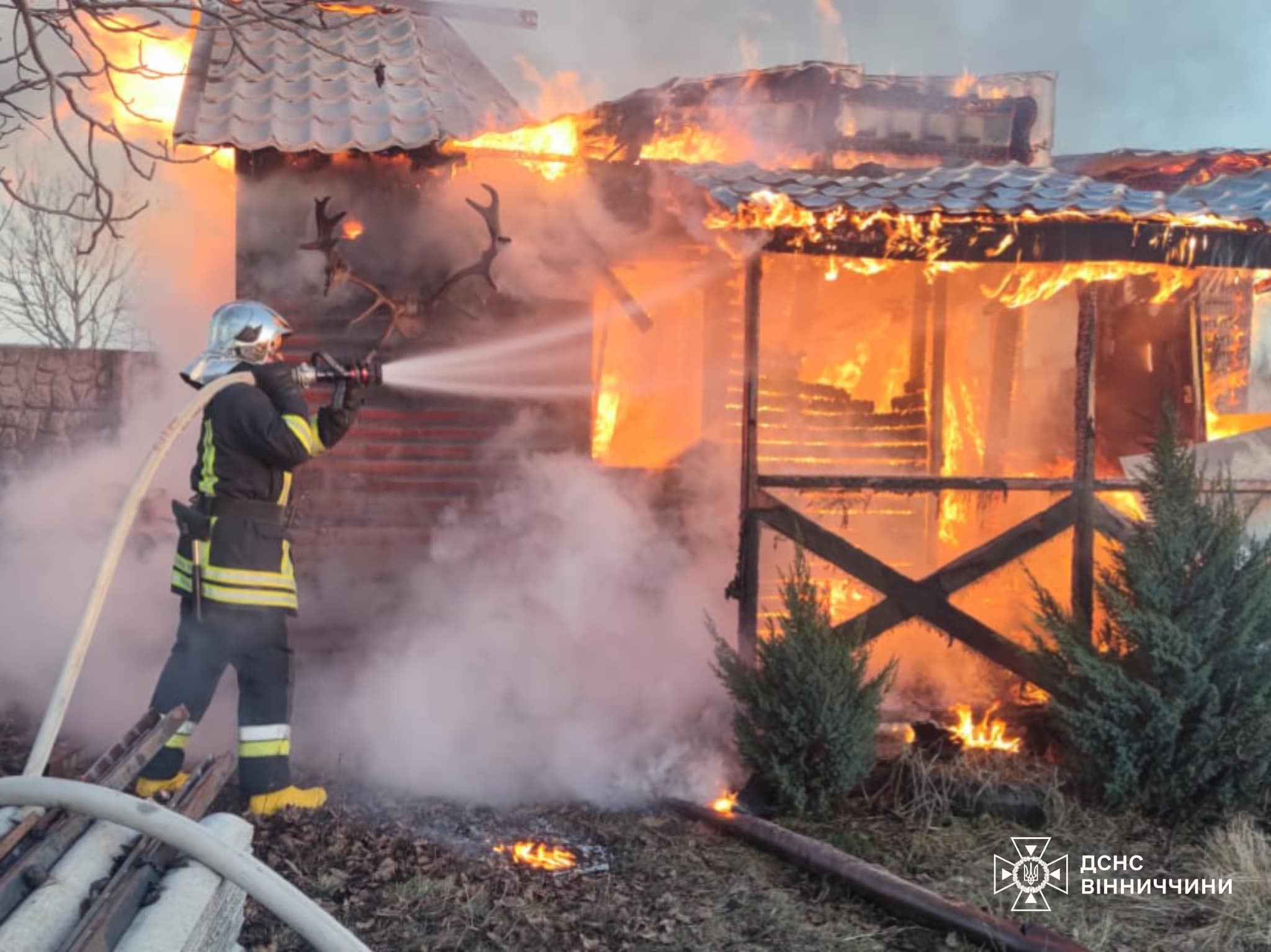 В Оратівській громаді згоріла приватна лазня