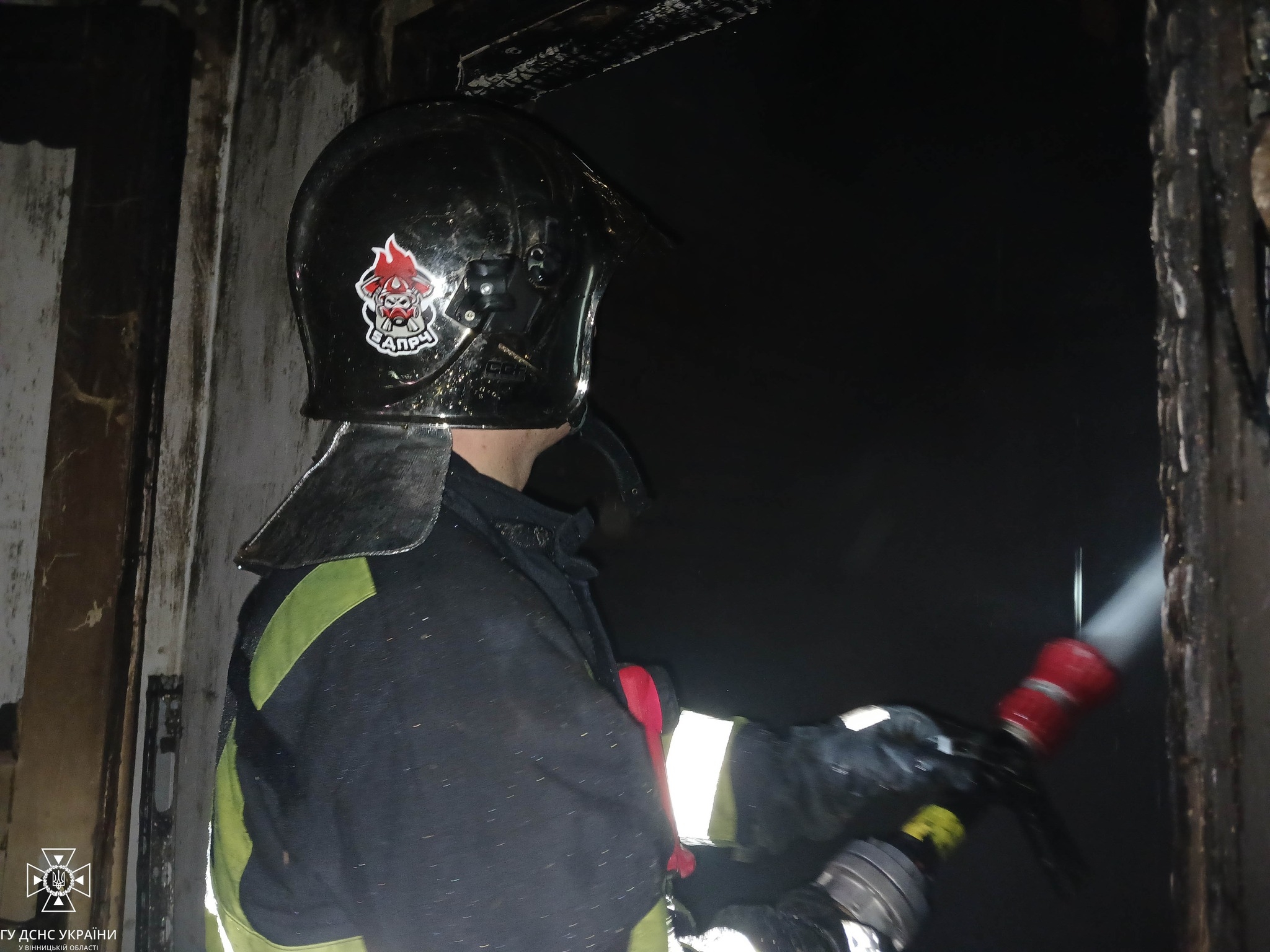 Горіли будинки та господарчі споруди - на Вінниччині сталося п'ять пожеж