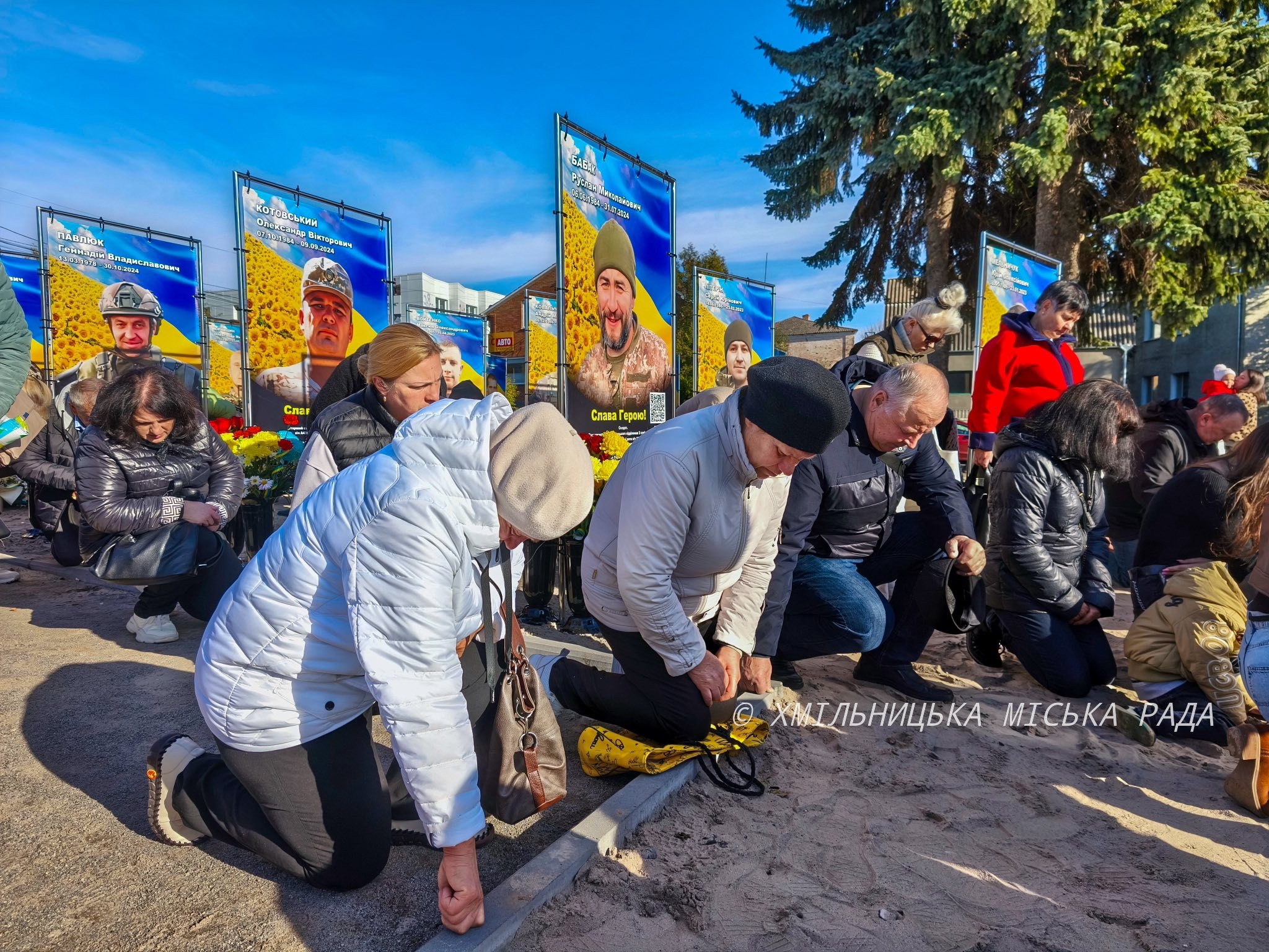 У Хмільнику оновили Алею пам’яті полеглих захисників