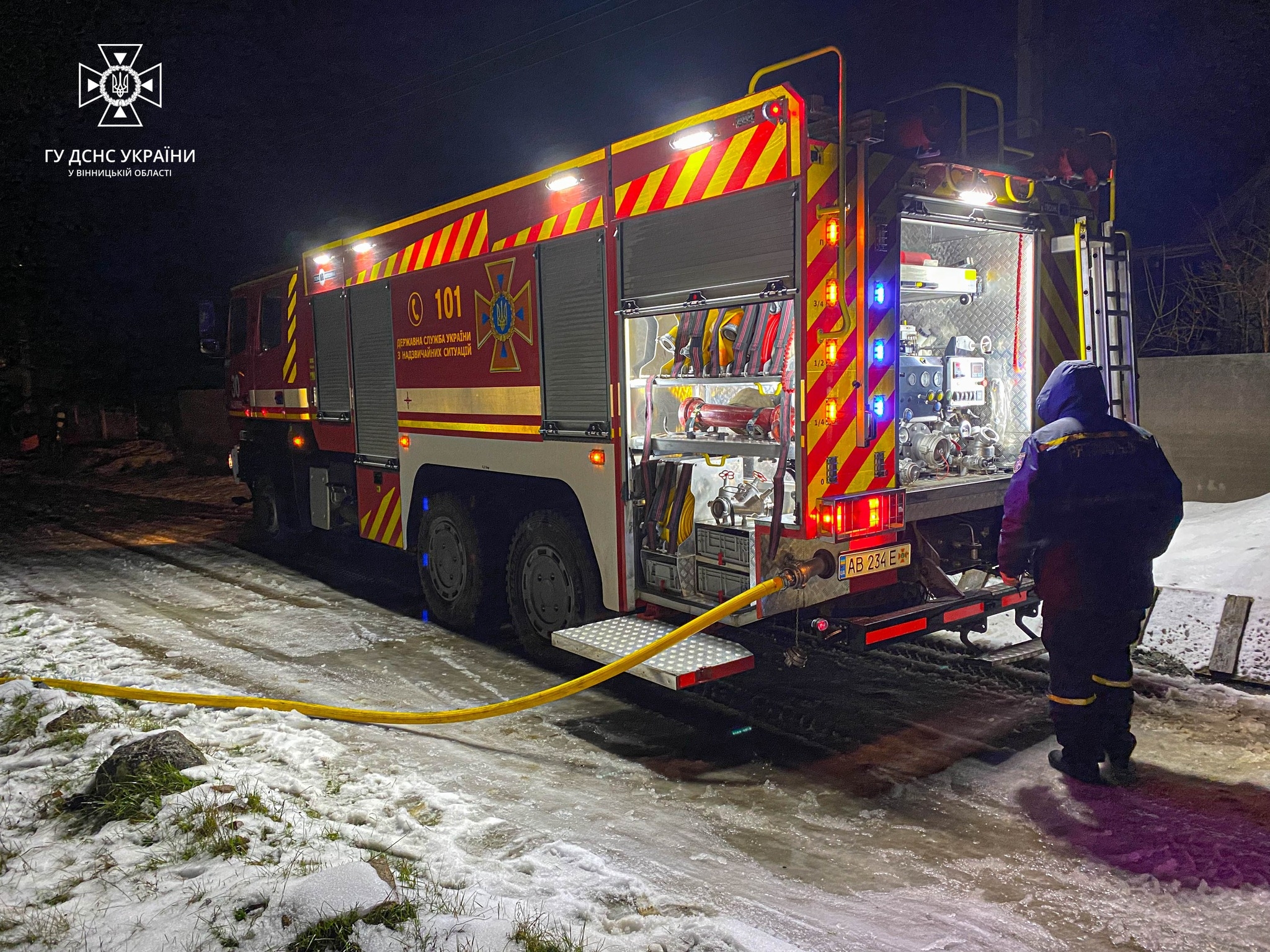 За добу, 13 грудня, рятувальники на Вінниччині загасили п'ять пожеж