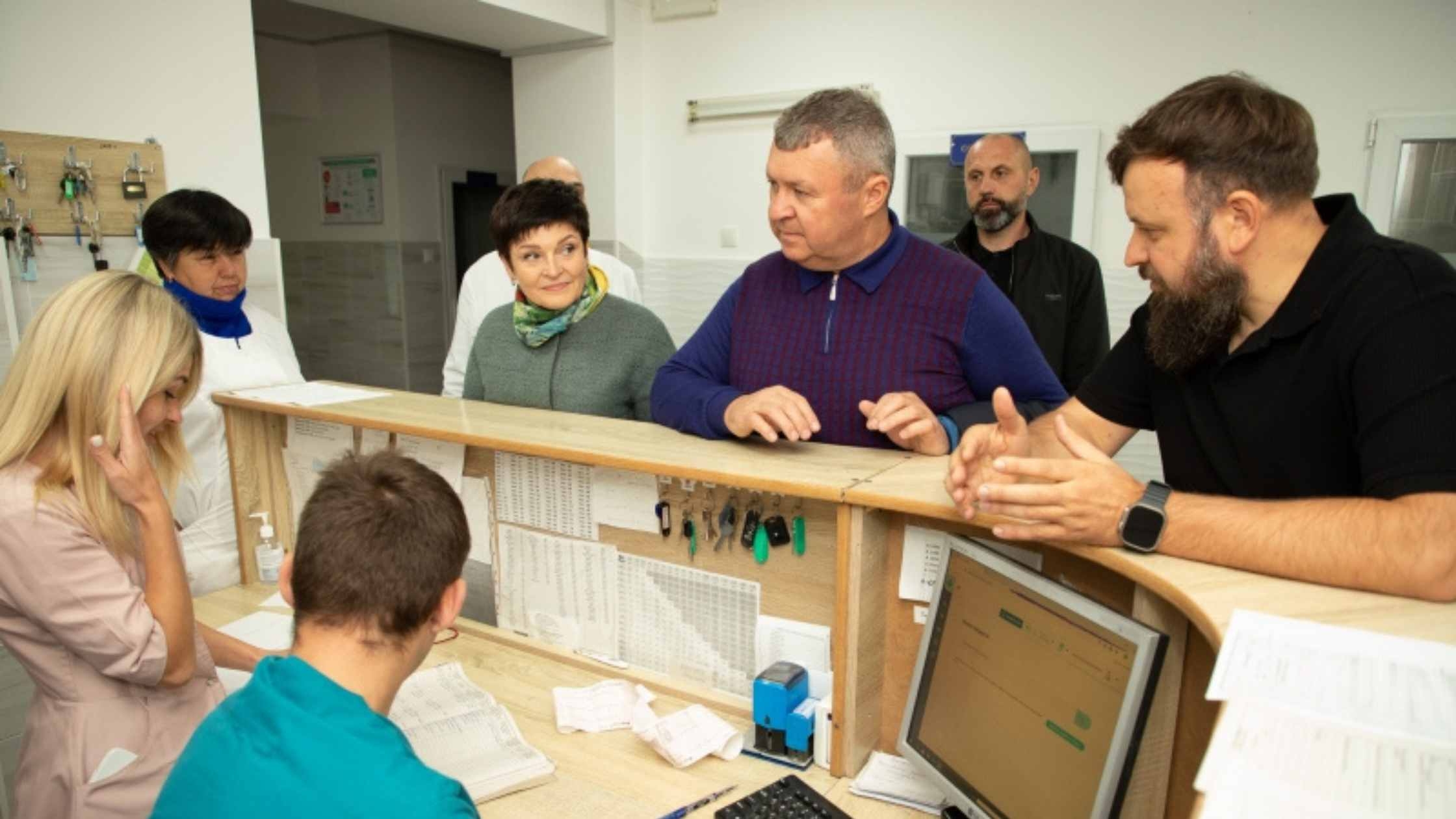 Бершадська громада закупила спецавтомобіль для лікарні
