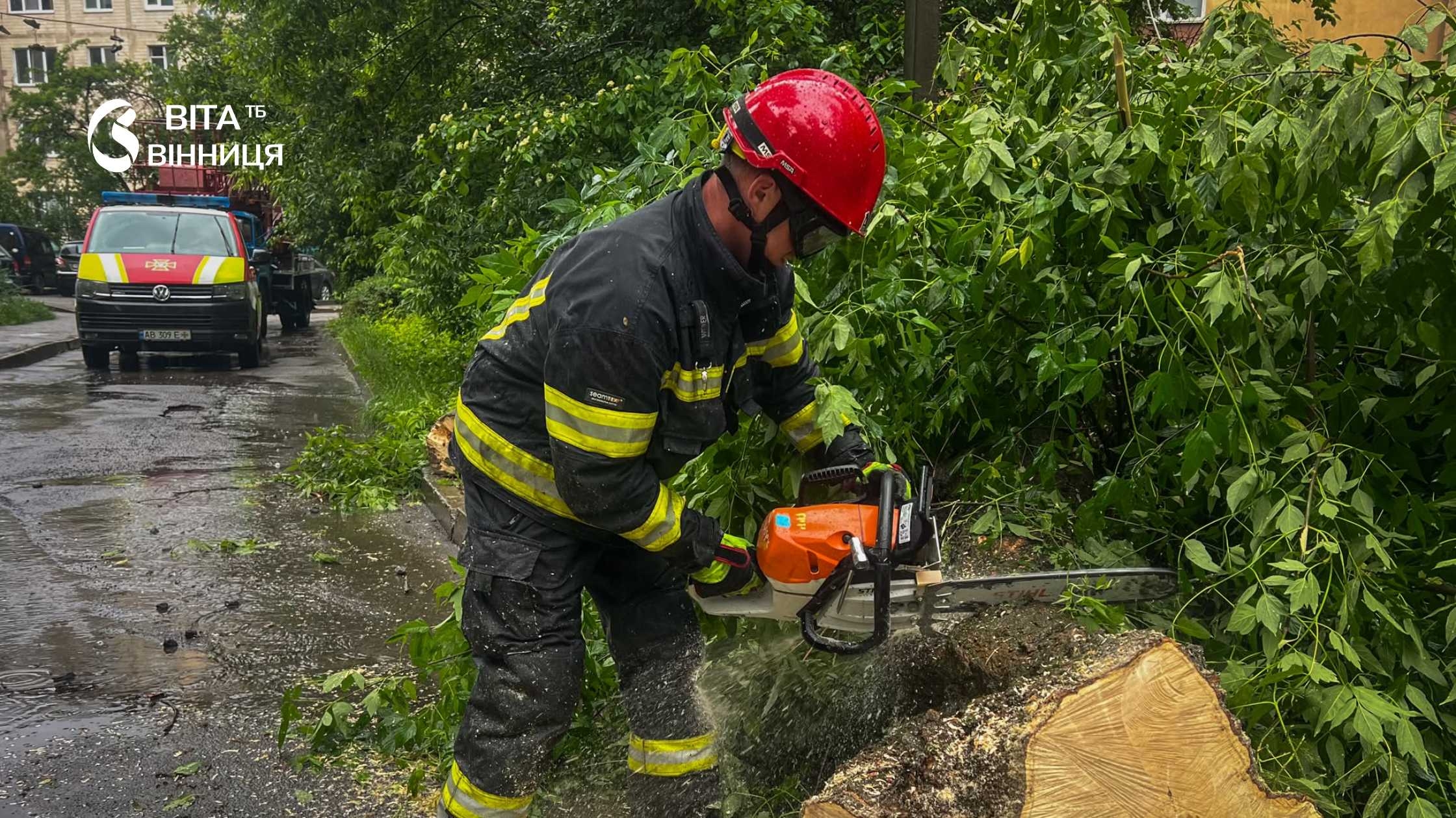 Без травмованих, але з підтопленнями наслідки негоди на Вінниччині