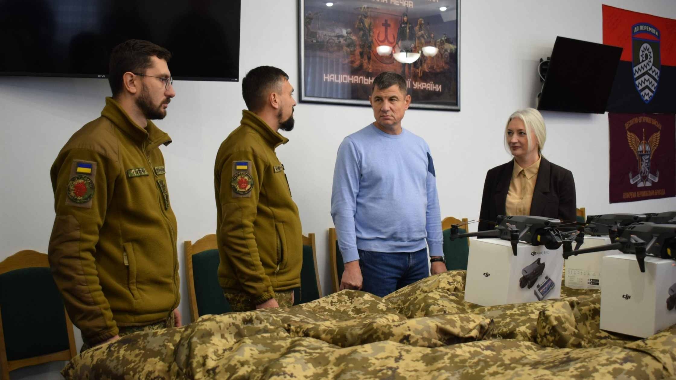 Бійцям «Червоної Калини» передали з Калинівки необхідне обладнання