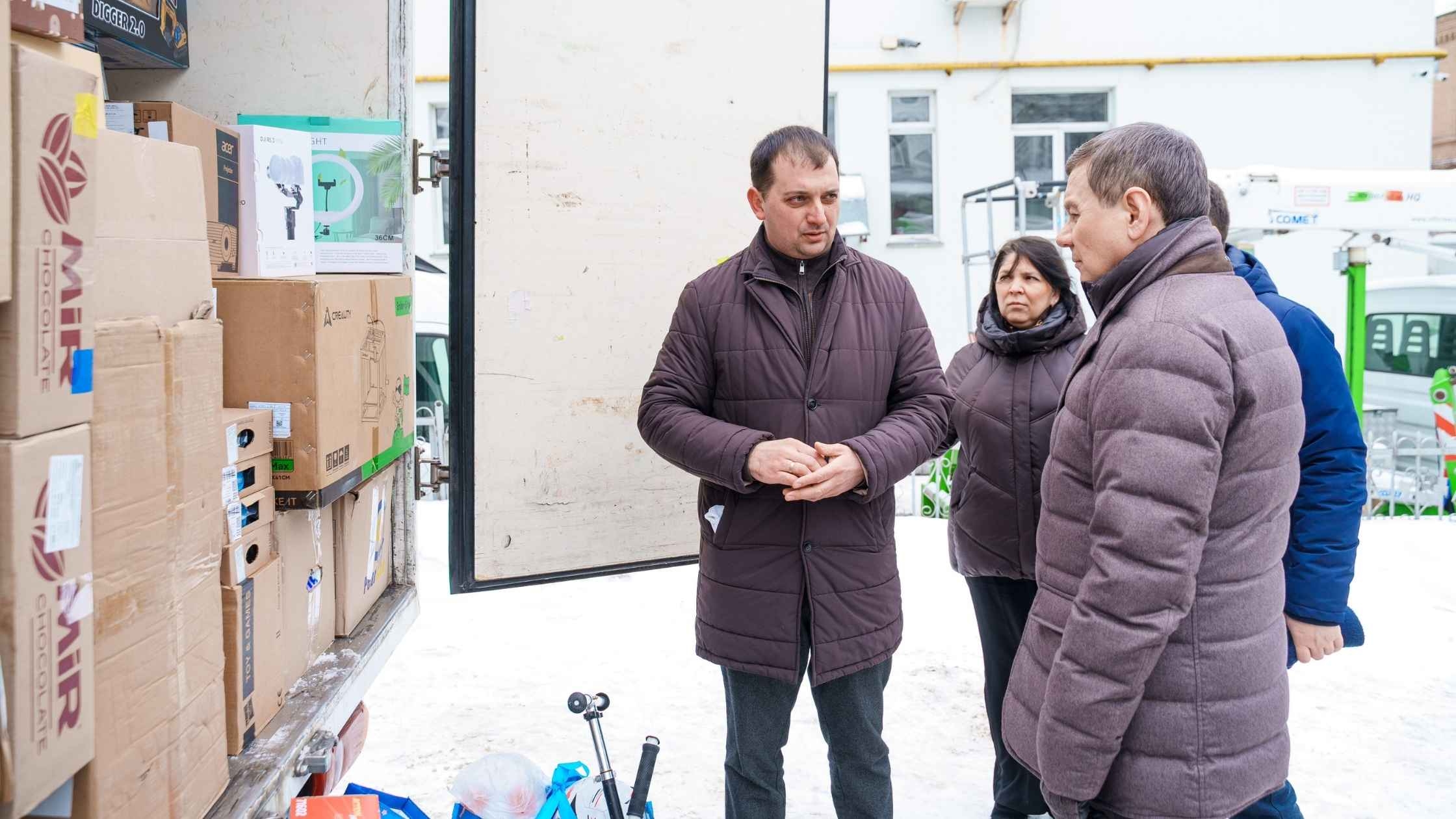 Дітям Балаклії передали вінницьку гуманітарну допомогу