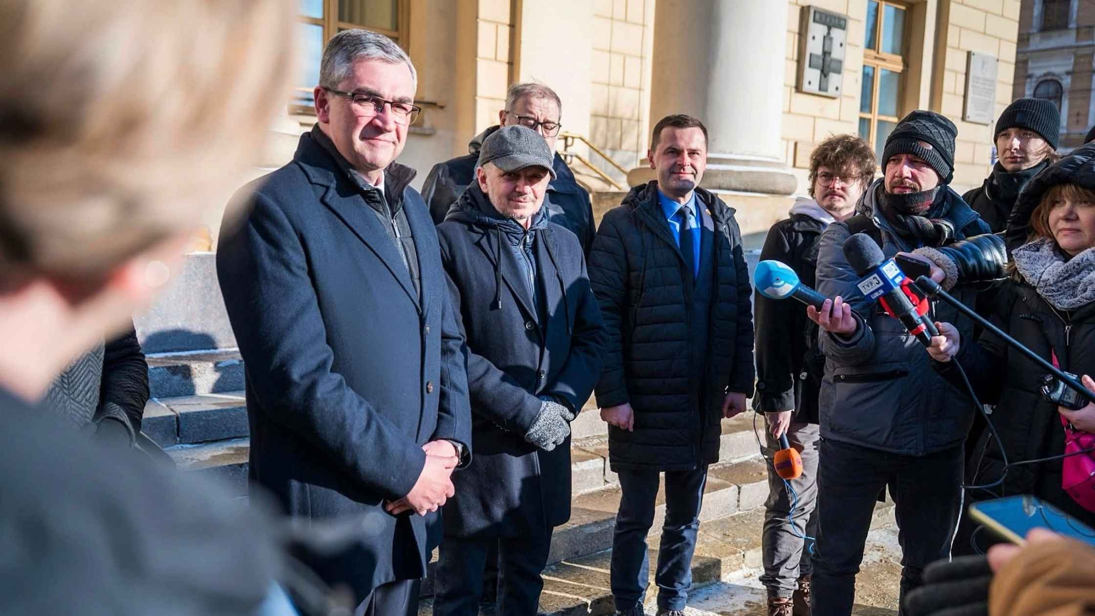 Для Вінниці з Мюнстеру передали мікроавтобус з пандусом та салоном-трансформером
