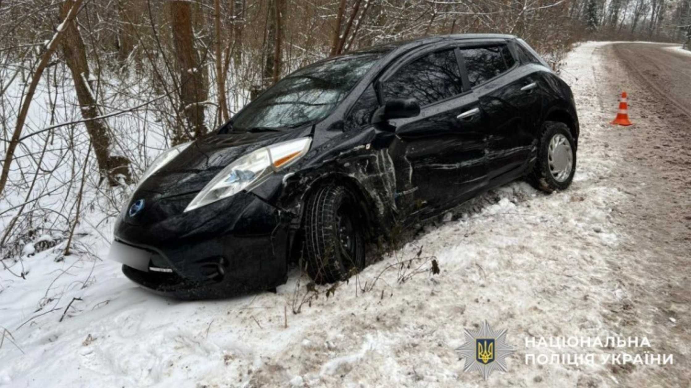 Двоє дітей травмувалися внаслідок зіткнення легковиків у Хмільнику