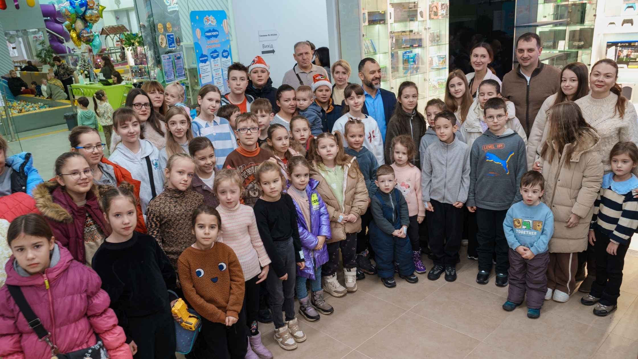 Гуманітарний штаб організував передноворічний благодійний захід для маленьких вінничан