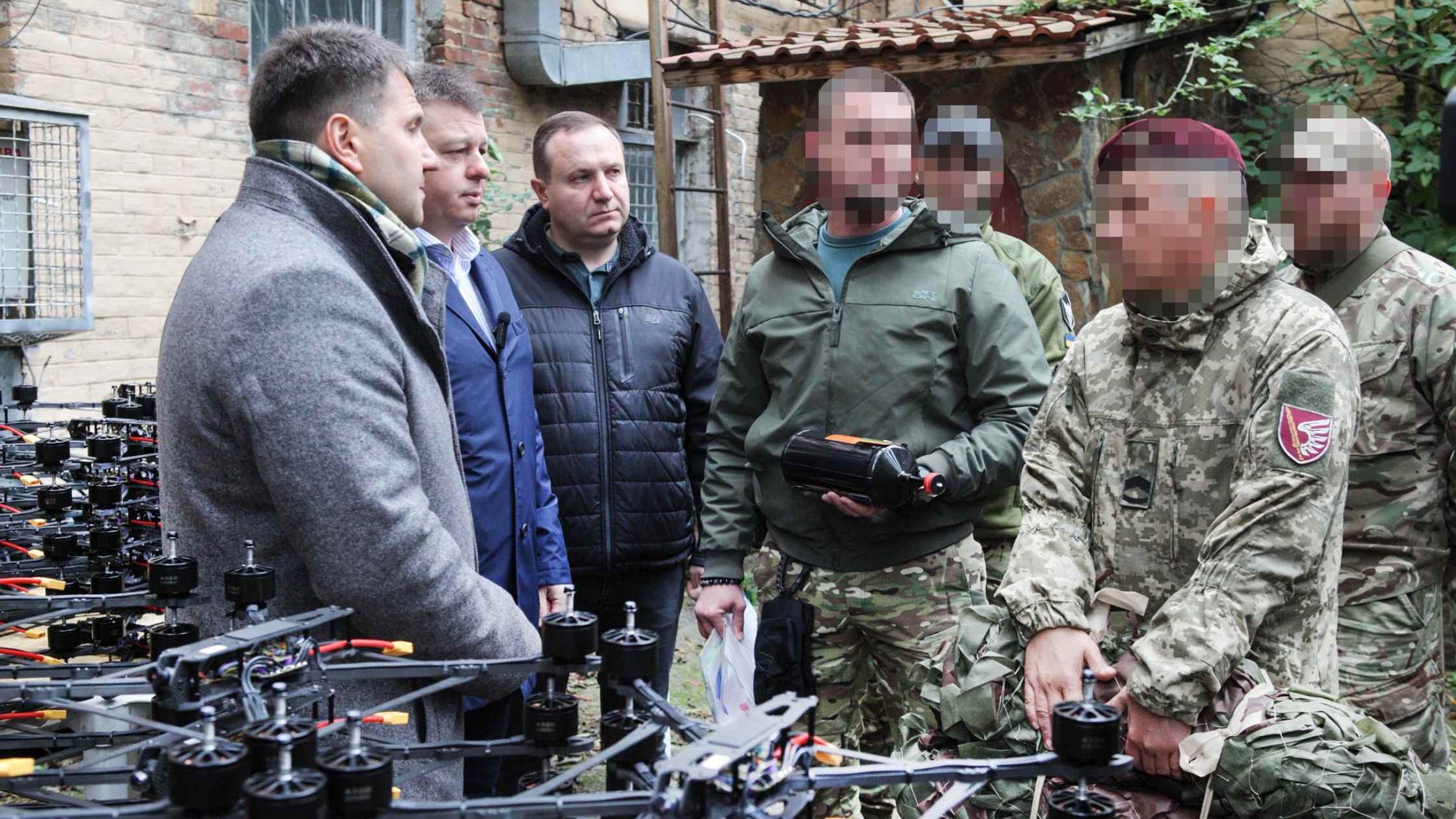 Команда гуманітарного штабу підтримала ще чотири військові формування