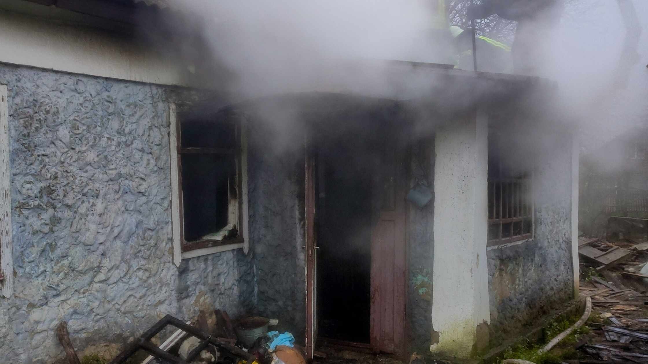 Коротке замикання спричинило одразу дві пожежі на Вінниччині