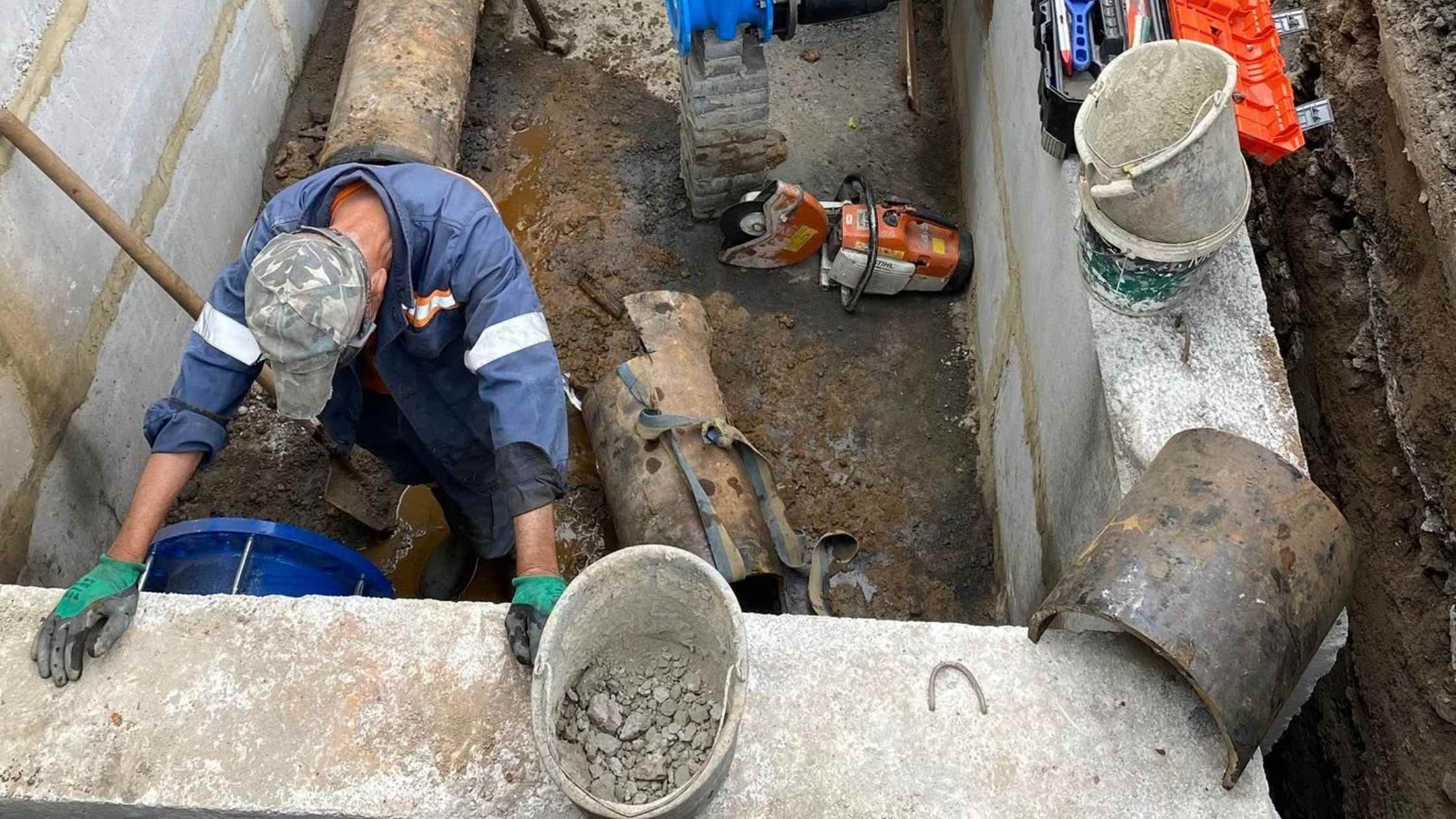 Майже 100 будинків у Вінниці на вул. Пирогова залишились без води