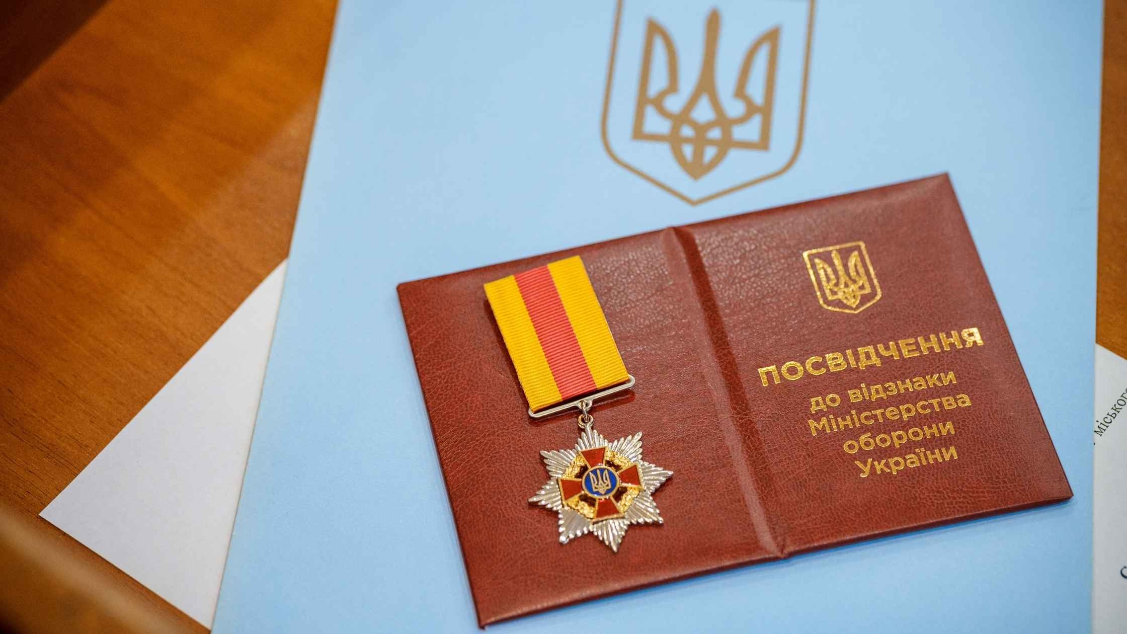 Медаль «За сприяння Збройним Силам України» отримав у Вінниці лікар Юрій Козак