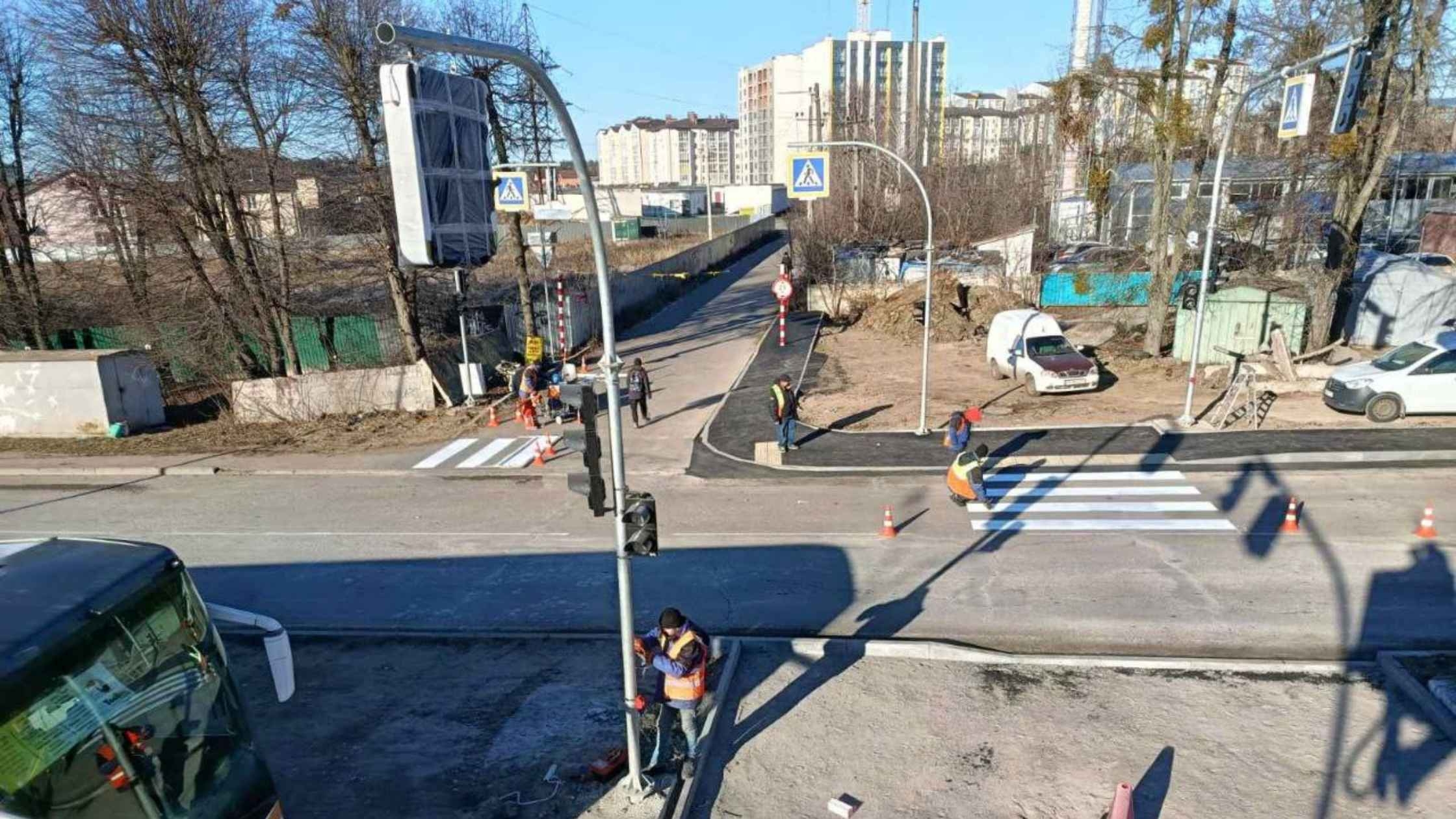 На Барському шосе у Вінниці створюють регульований перехід для безпеки пішоходів