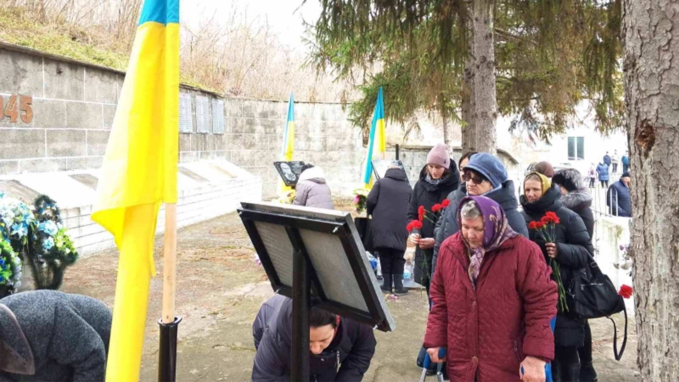 На честь Героя-тульчинця земляки відкрили меморіальну дошку