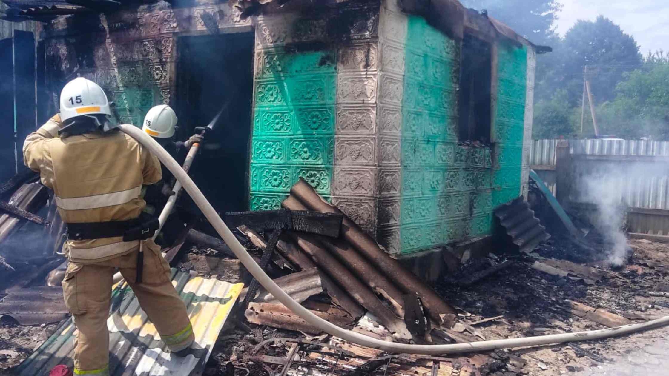 На Вінниччині горіли гаражі, господарські та не житлові споруди