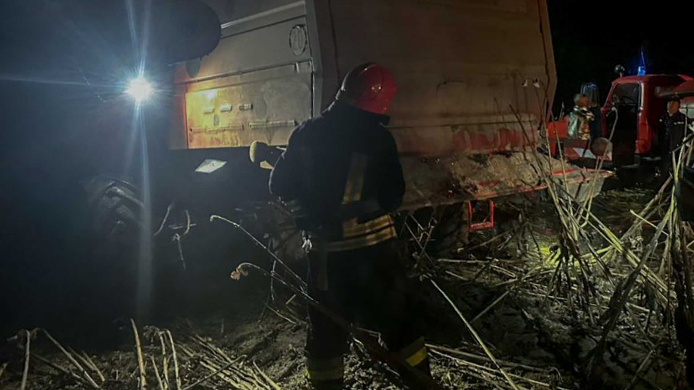 На Вінниччині горіли комбайн, вантажівка та металевий вагон