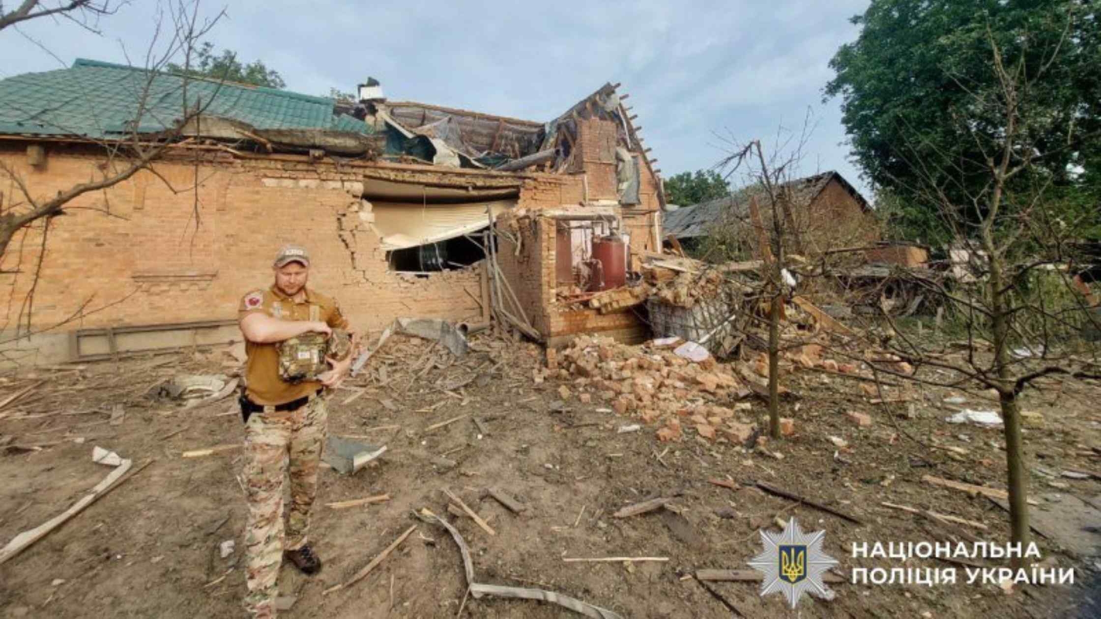 На Вінниччині поліцейські працюють на місцях влучань ворожих шахедів