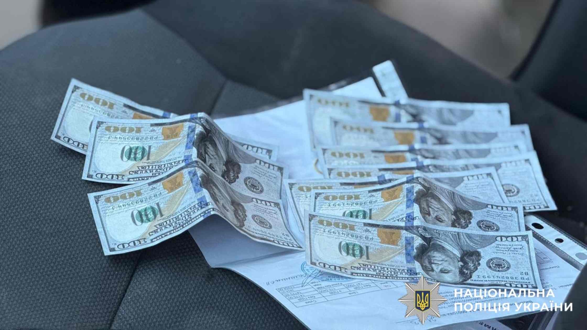На Вінниччині посадовці за 4 тис. доларів “звільняли” від служби в бойових підрозділах