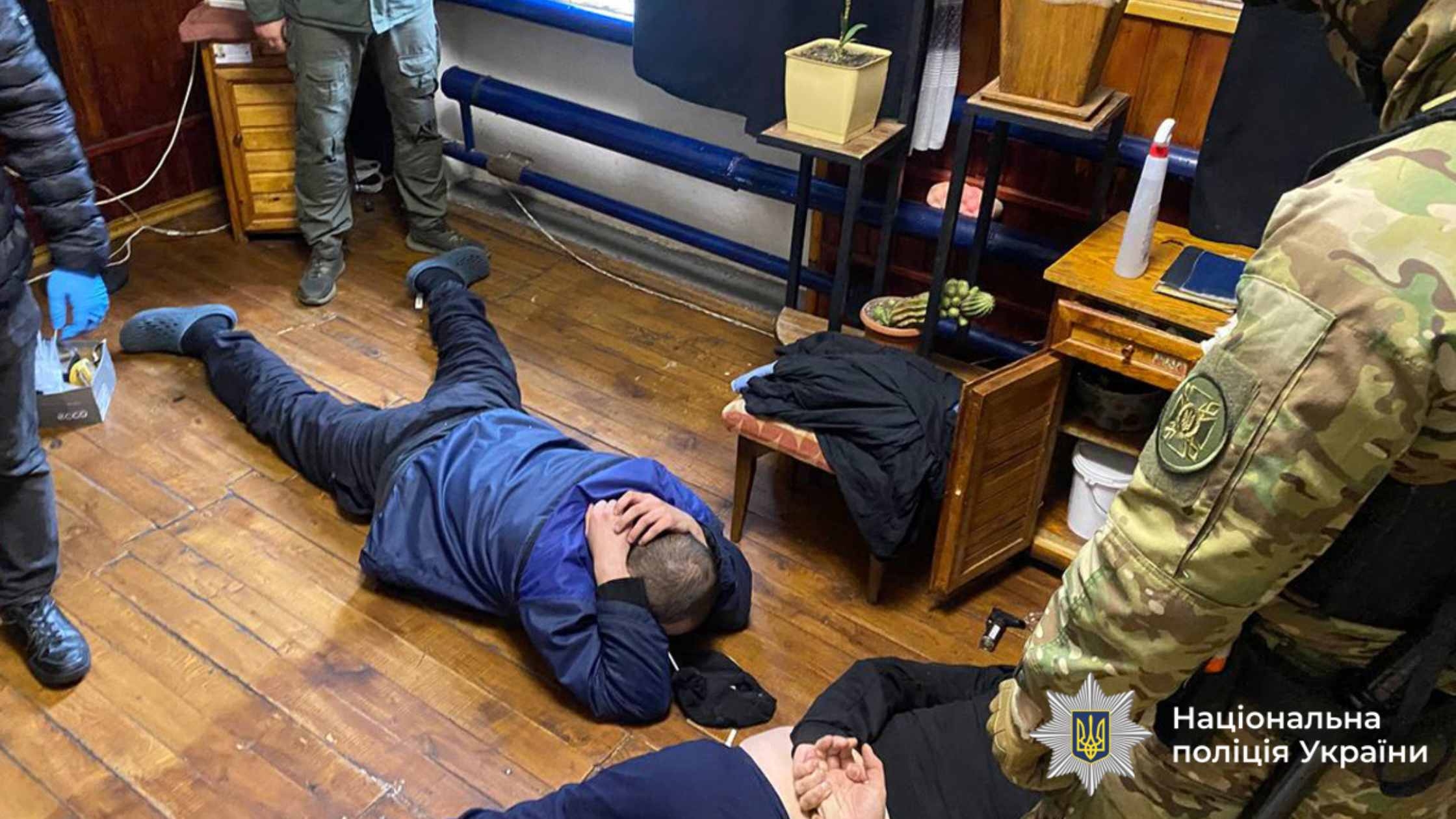 На Вінниччині правоохоронці перекрили канал постачання наркотиків до колонії