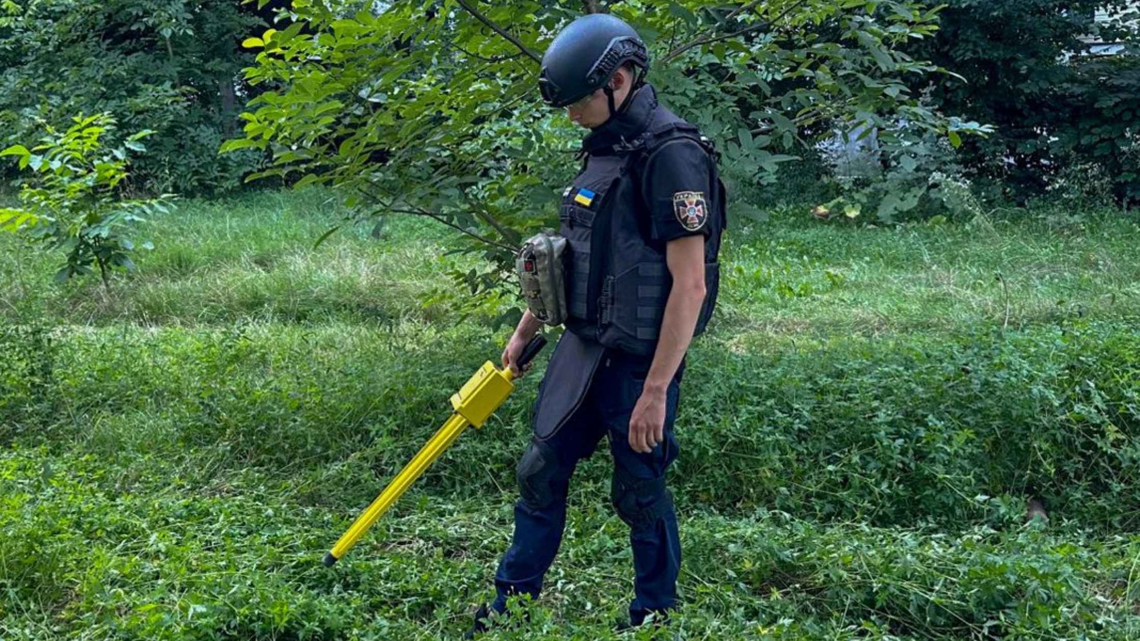 На Вінниччині сапери ДСНС знищили артилерійський снаряд