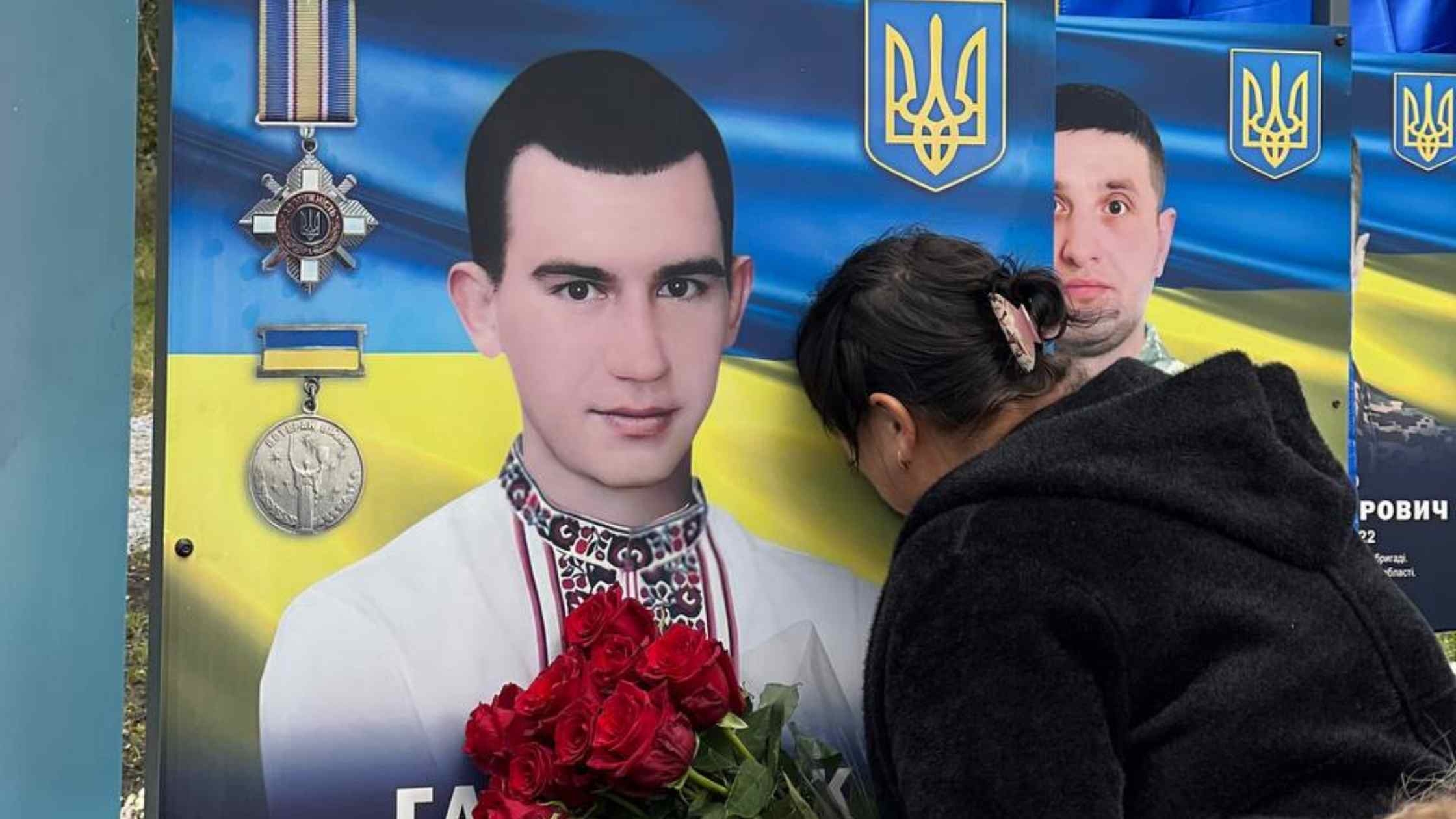 На Вінниччині відкрили ще одну Алею Слави на честь загиблих Героїв - цього разу у Пеньківці