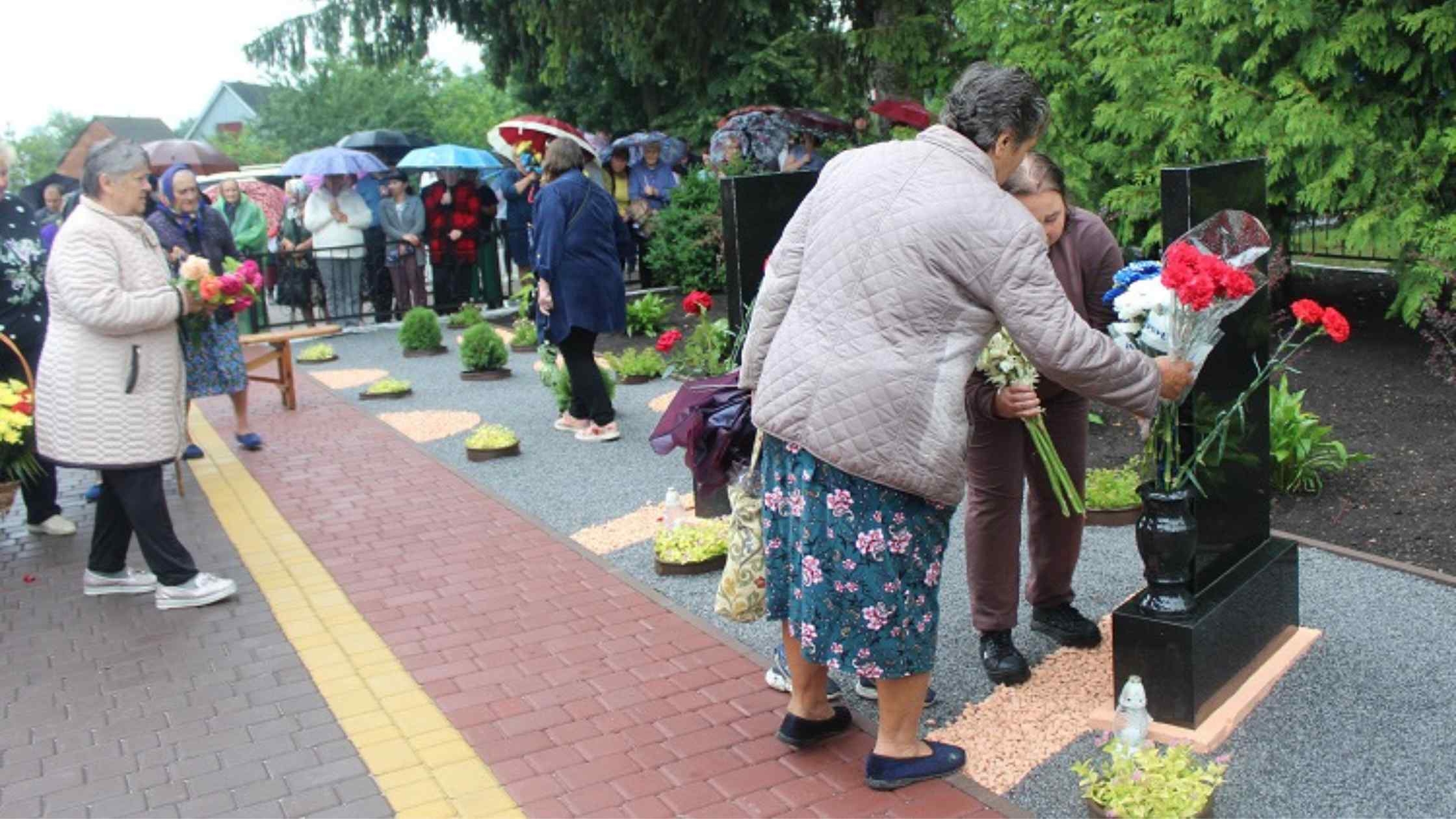 На Вінниччині відкрили ще одну Алею слави в пам'ять про загиблих односельців