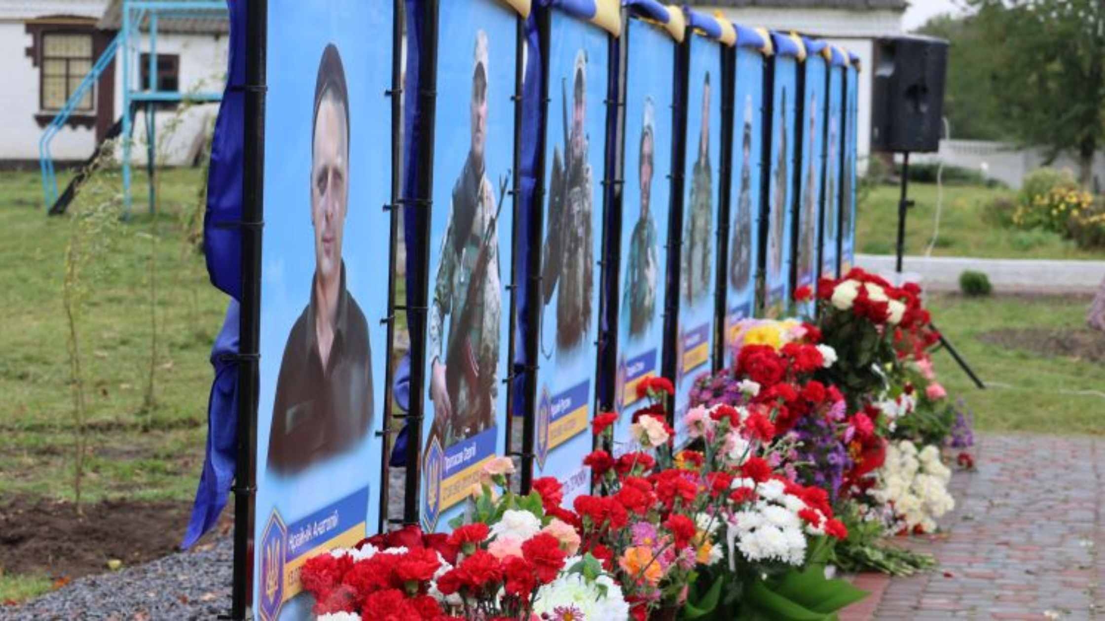 На Вінниччині відкрили ще одну Алею Слави загиблим героям