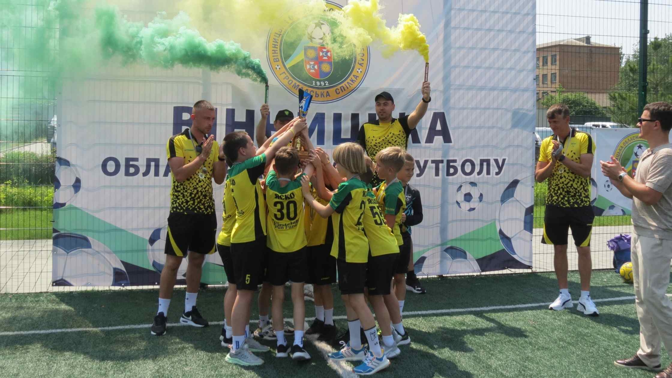 Нагородили призерів чемпіонатів Вінниччини з футболу серед юнаків