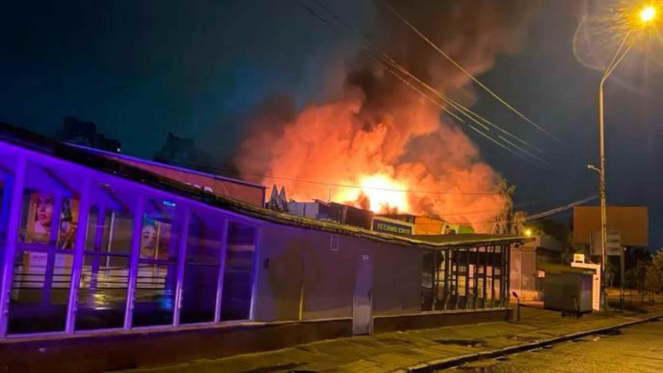 Найбільший обстріл Івано-Франківська від початку війни, а в Києві - руйнування й загиблий