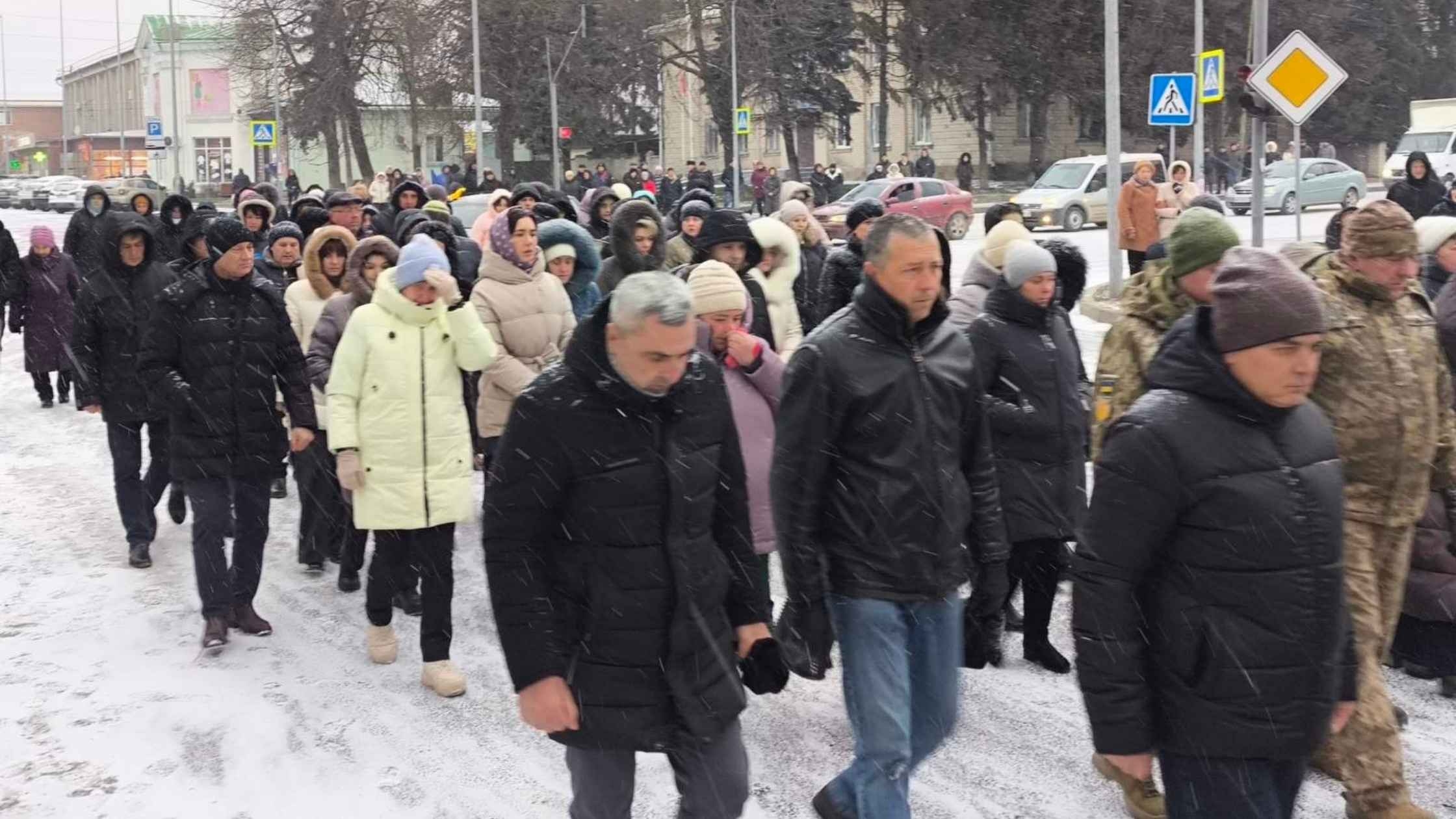 Немирівська громада прощалась із загиблим на фронті Героєм