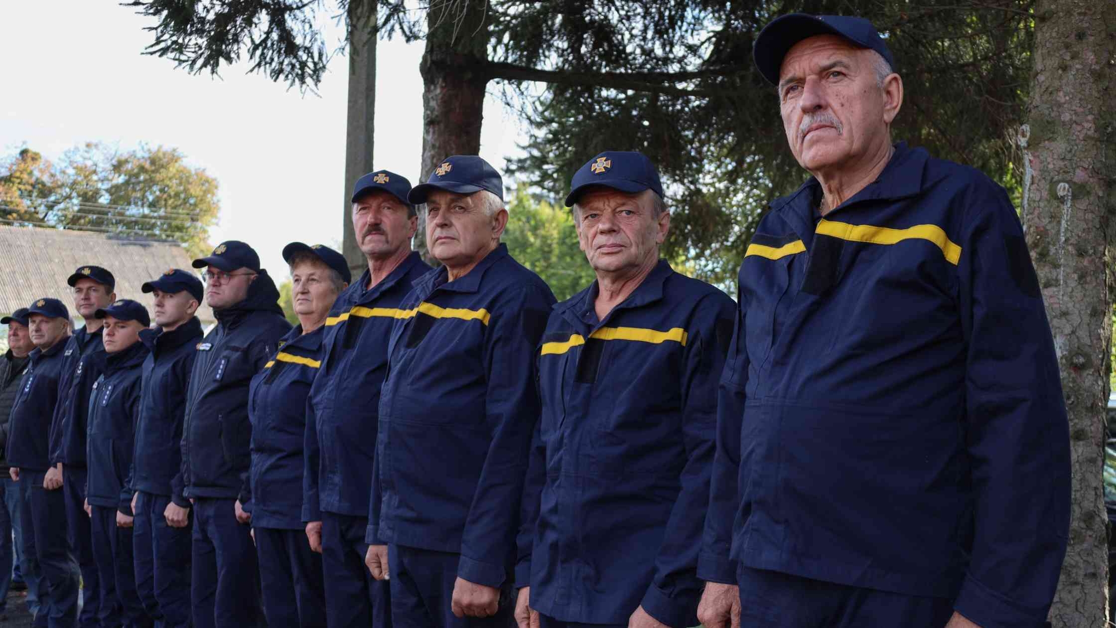 Новий спецавтомобіль з’явився у пожежній частині села Березне Хмільницького району