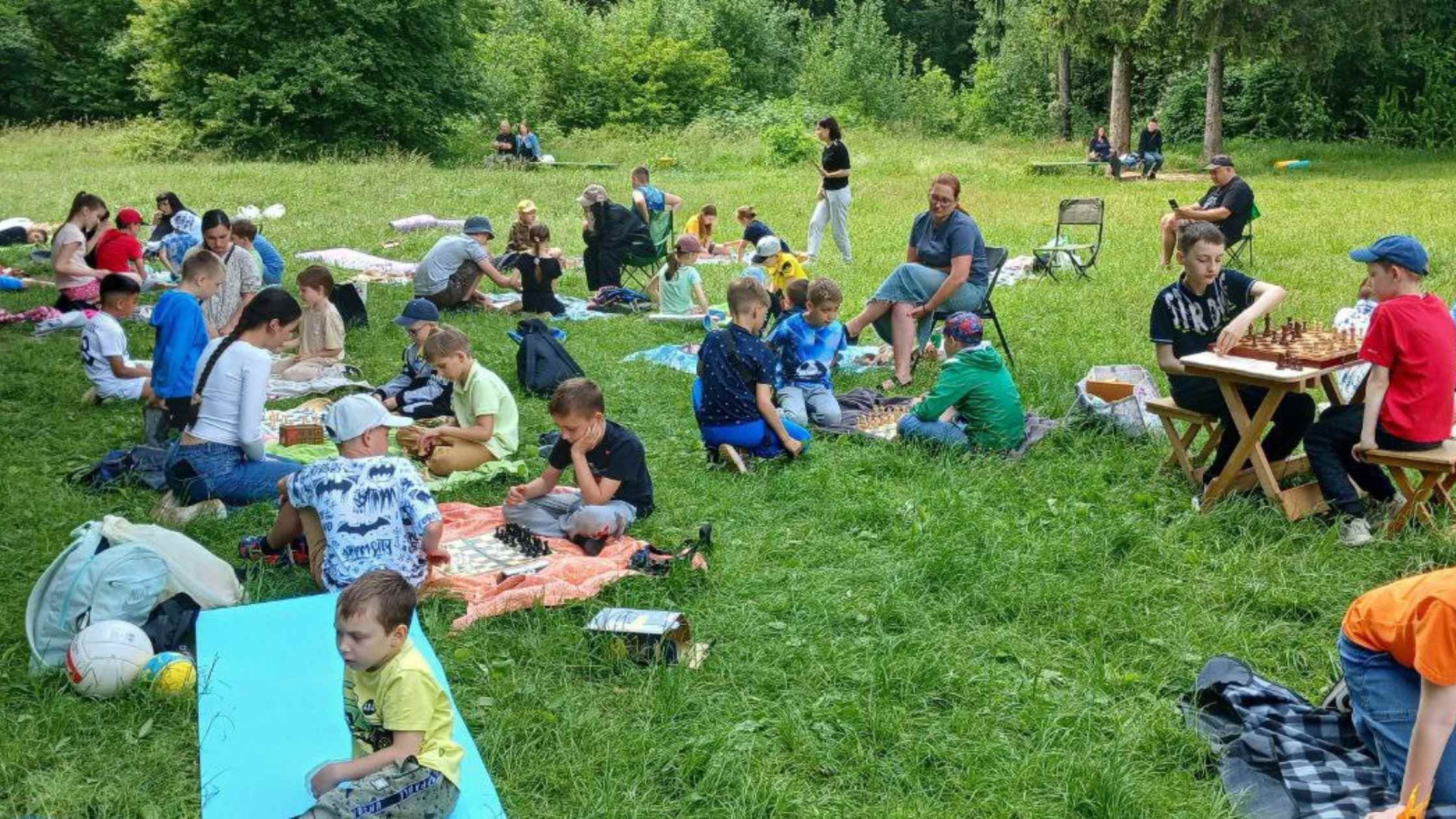 Під час Олімпійського дня у Вінниці провели благодійні змагання просто неба