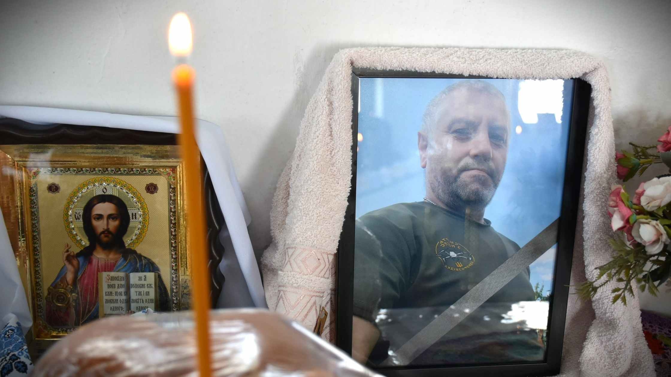 Тростянецька громада прощалась з загиблим на фронті 46-річним сержантом