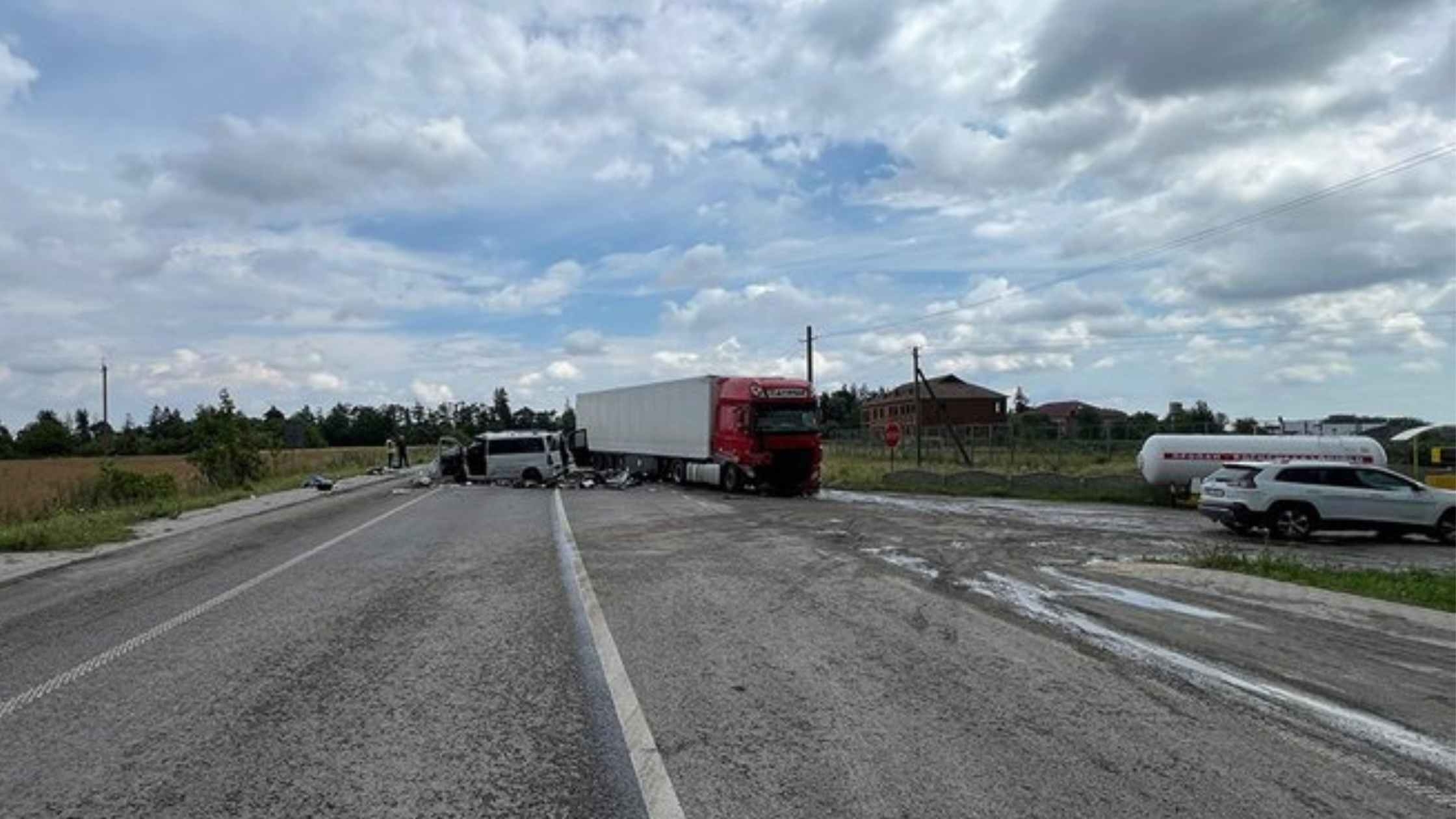 Троє вінничан загинули у ДТП на Тернопільщині, ще одного пасажира госпіталізували