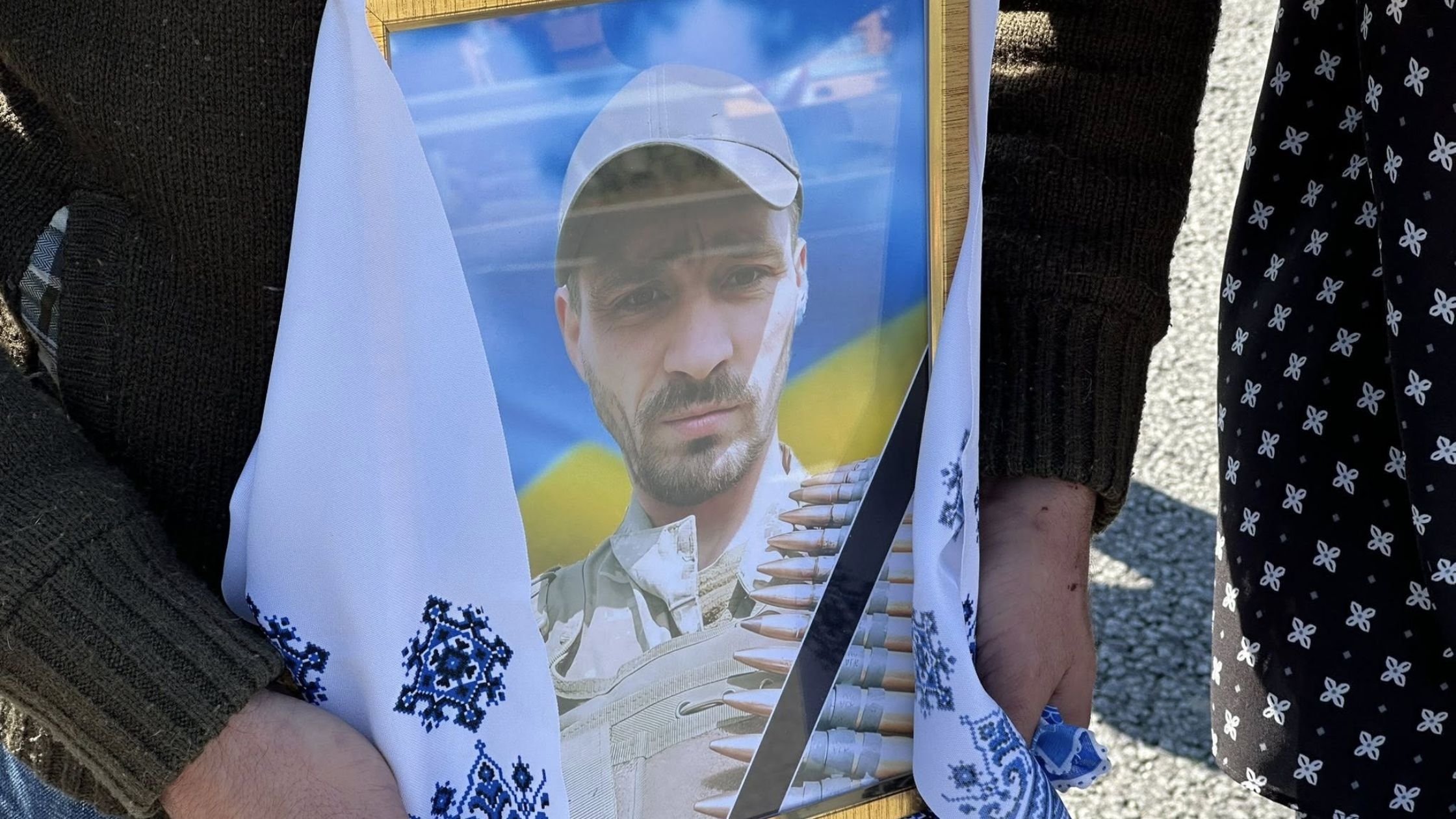 Тульчинська громада попрощалася із захисником, який 10 місяців вважався зниклим безвісти