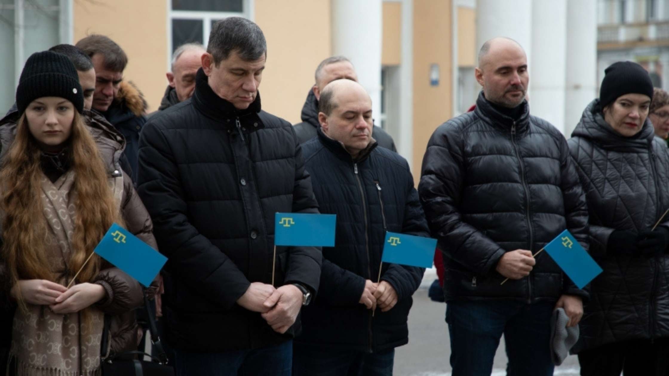 У День спротиву окупації Криму у Вінниці підняли кримськотатарський прапор