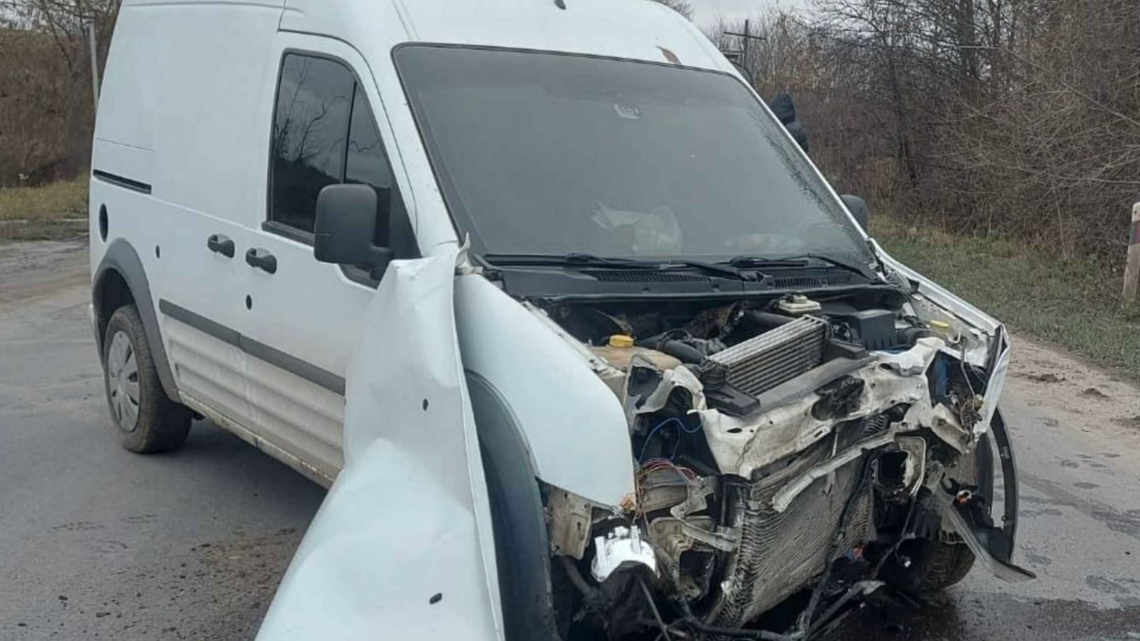 У ДТП на Вінниччині авто настромило на відбійник - водій загинув