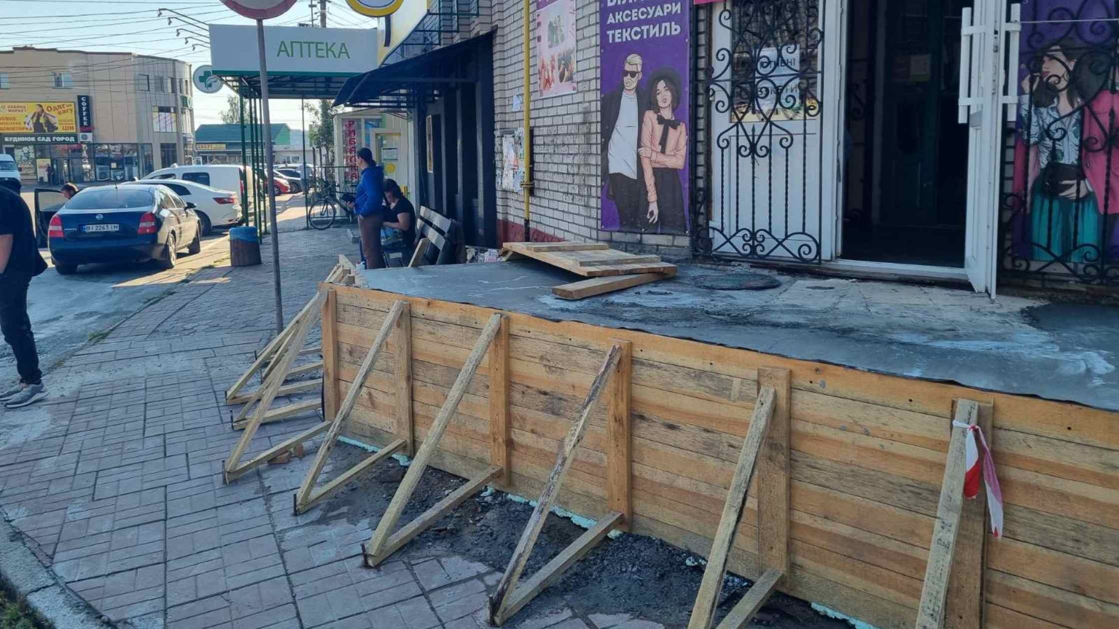 У Калинівській громаді реалізують проєкт «Безбар’єрні маршрути»