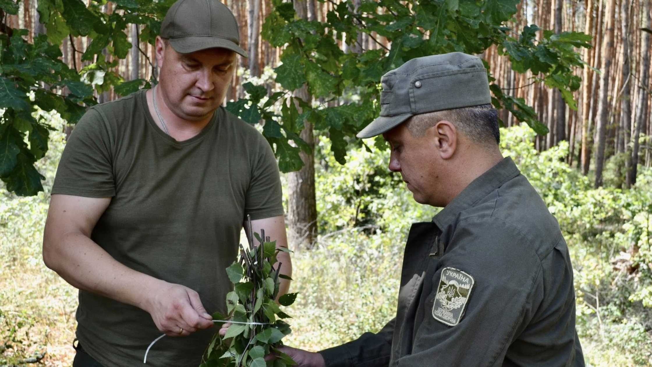 У лісах Вінниччини побільшало годівниць для тварин