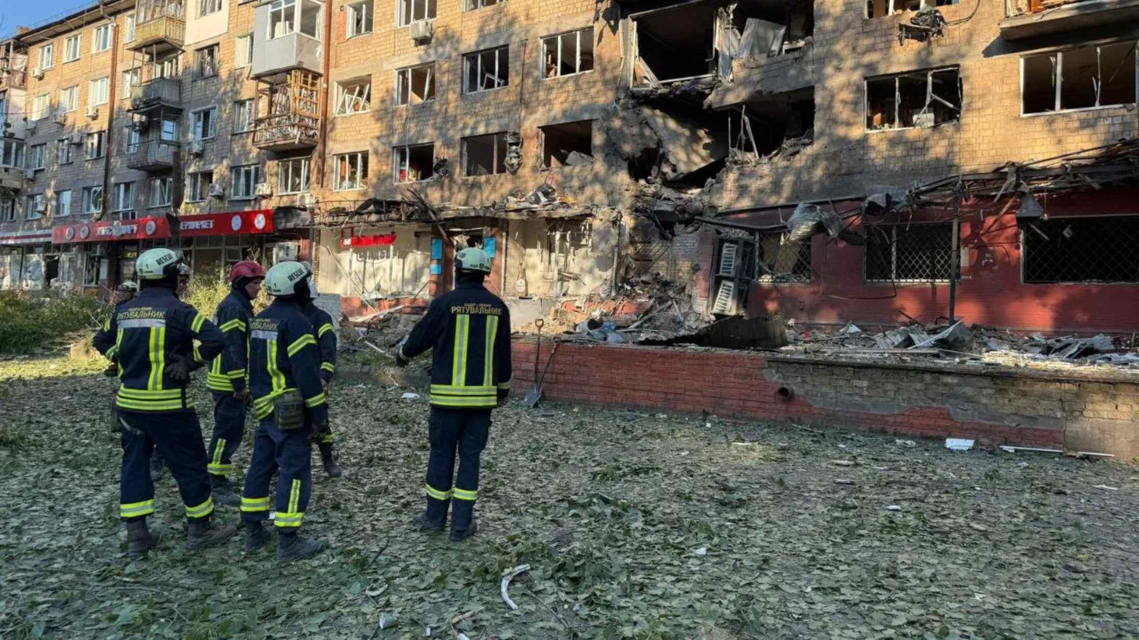 У ніч на 4 липня Київ безперервно атакували російські дрони та балістика