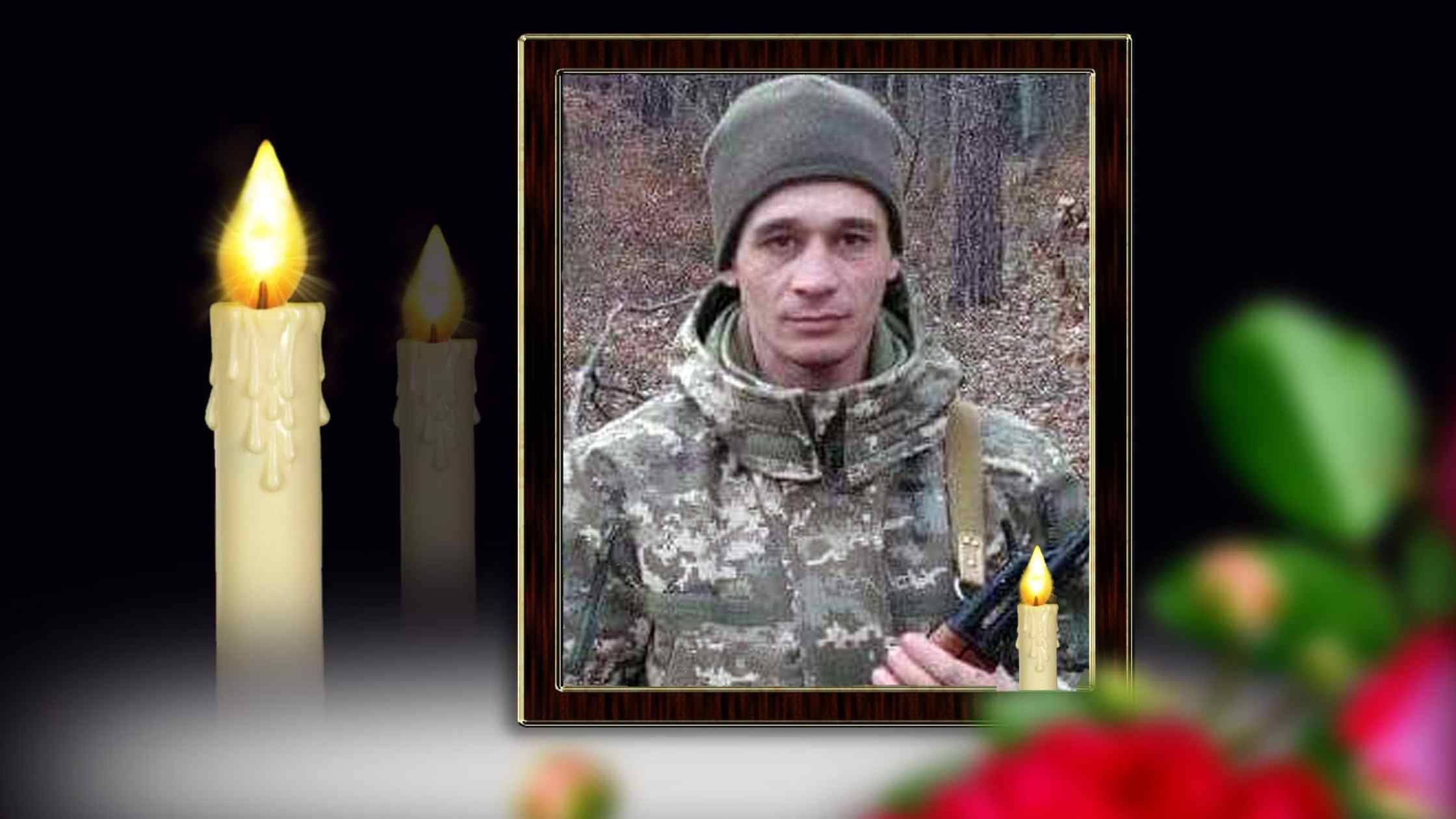 У Погребищі “живим коридором” проводжали загиблого воїна